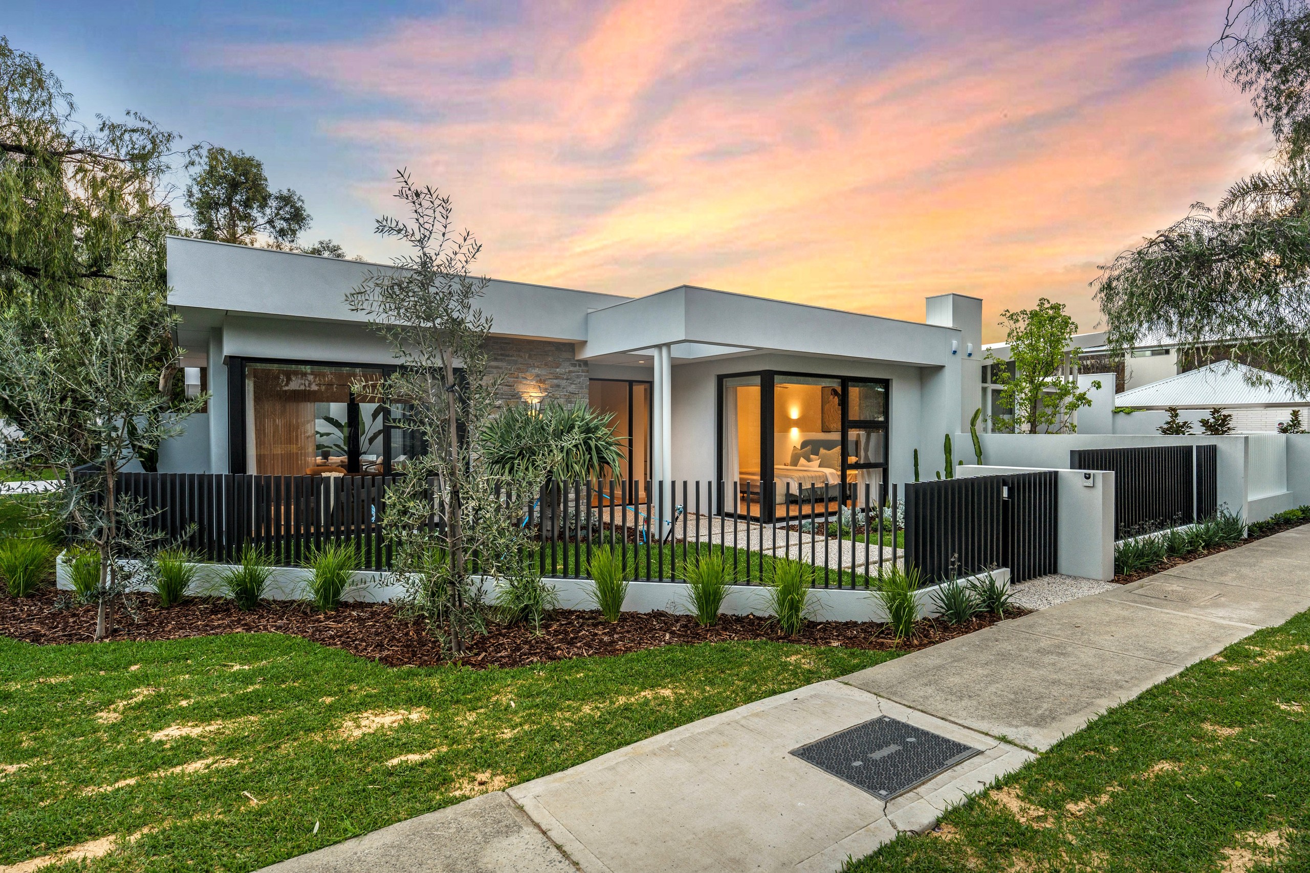 24 Johnston Street, Peppermint Grove, WA 6011