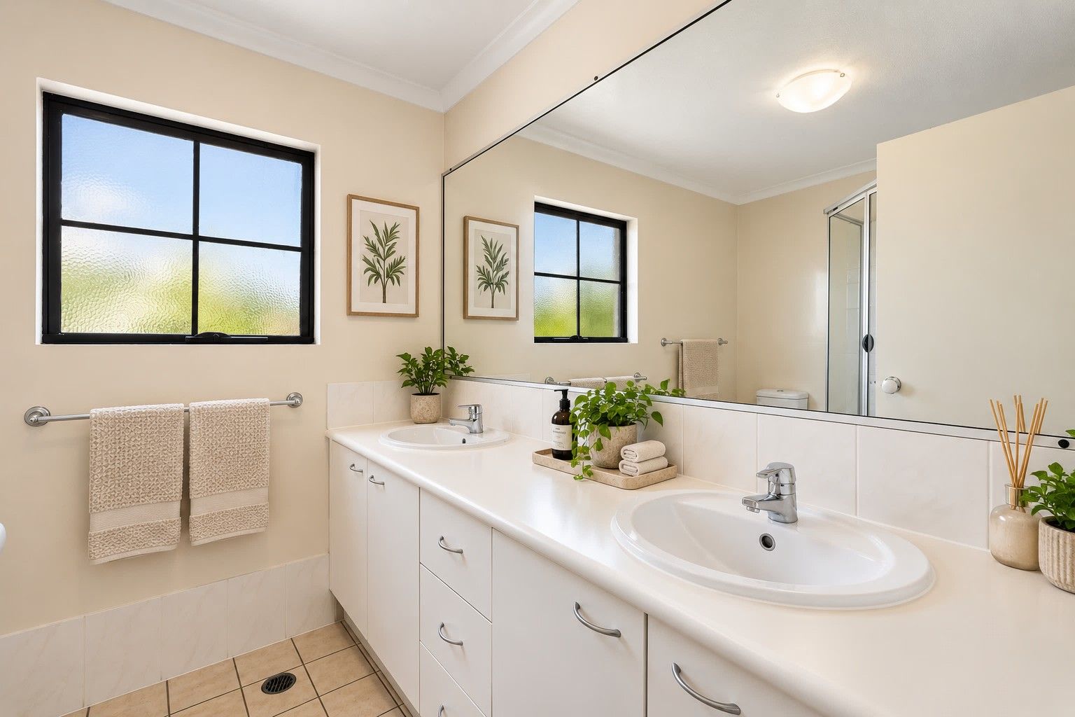1 Wellington Street — photo 13 of 21