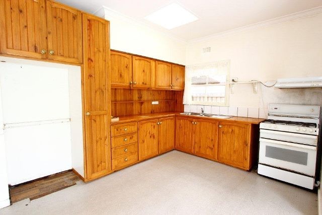 7 Lomond Terrace, East Geelong, VIC 3219