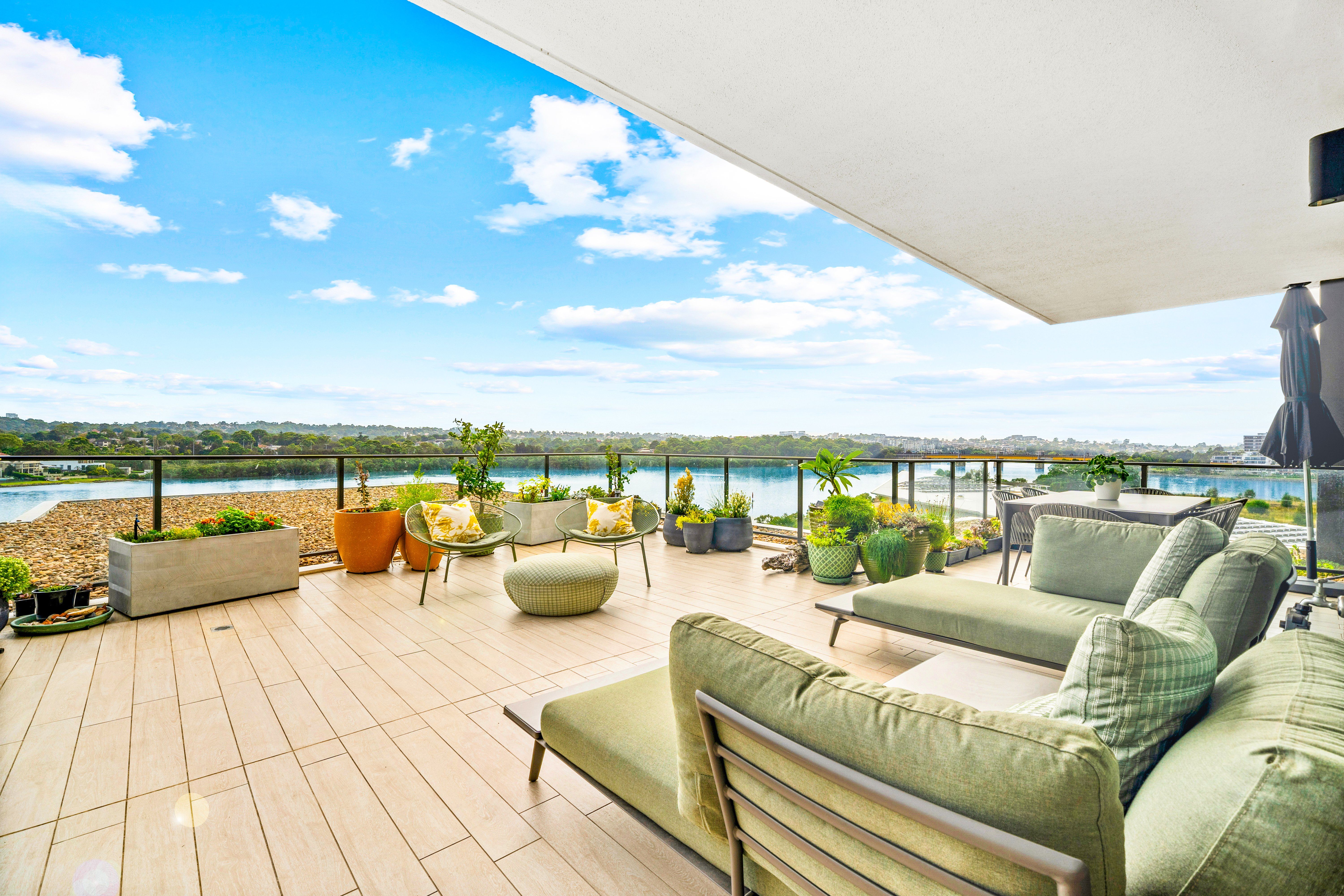 1E Burroway Road, Wentworth Point NSW 2127