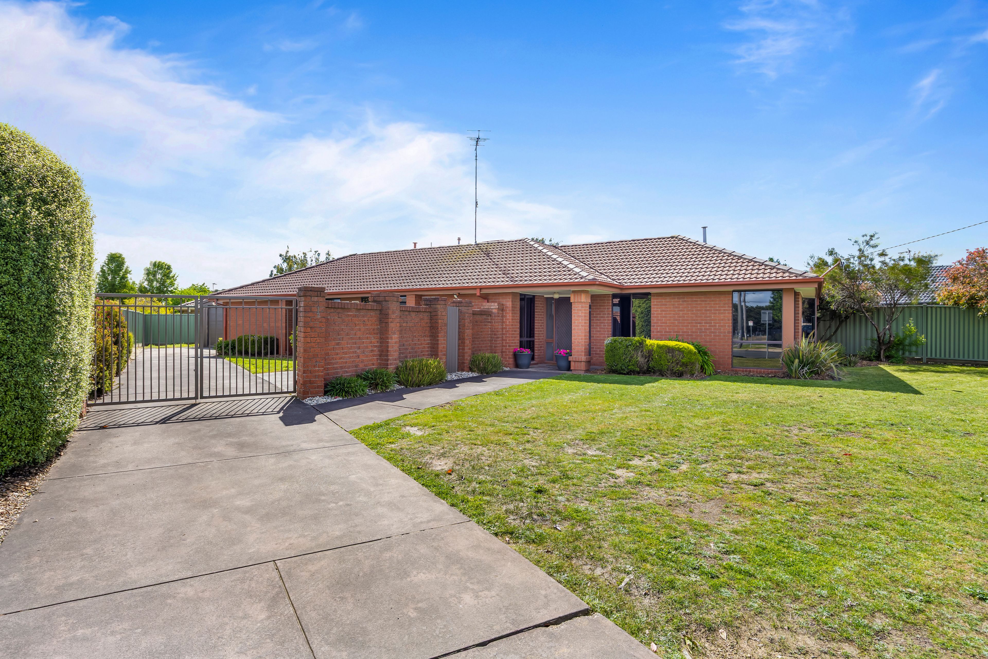 1 Elaine Avenue, Alfredton, VIC 3350