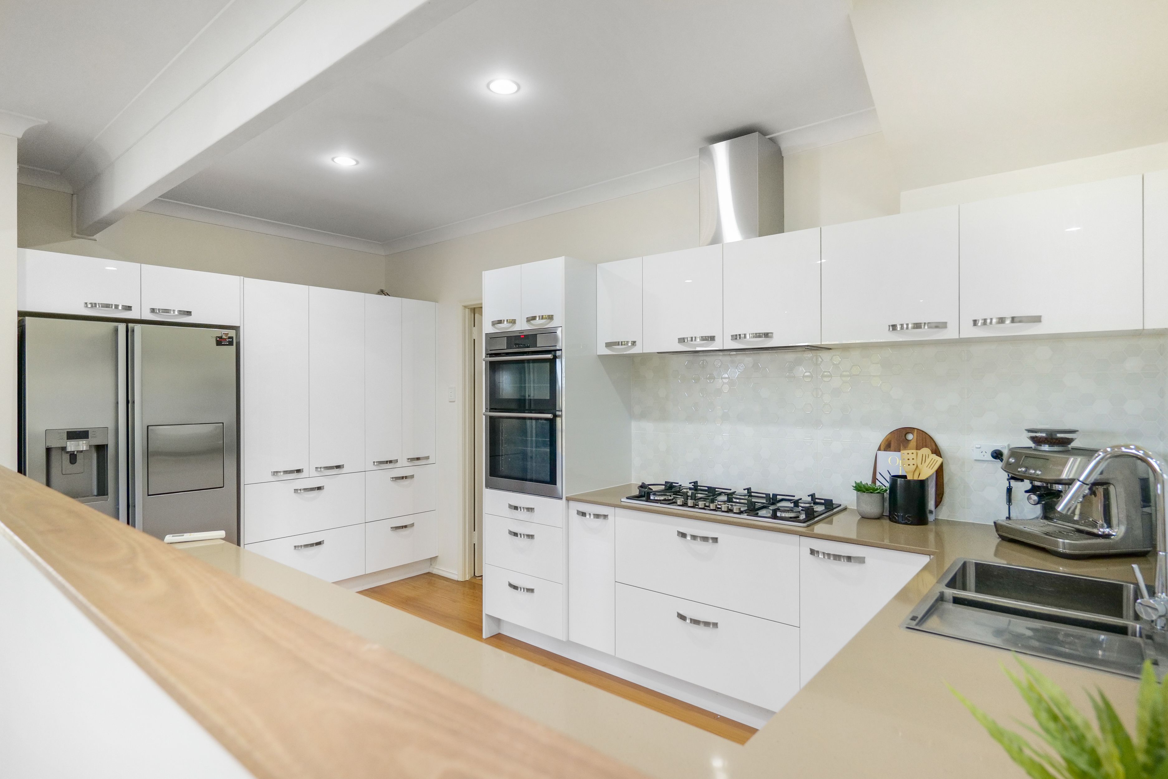 30 Dalveen Road, Bolwarra Heights, NSW 2320 Sold House Ray White