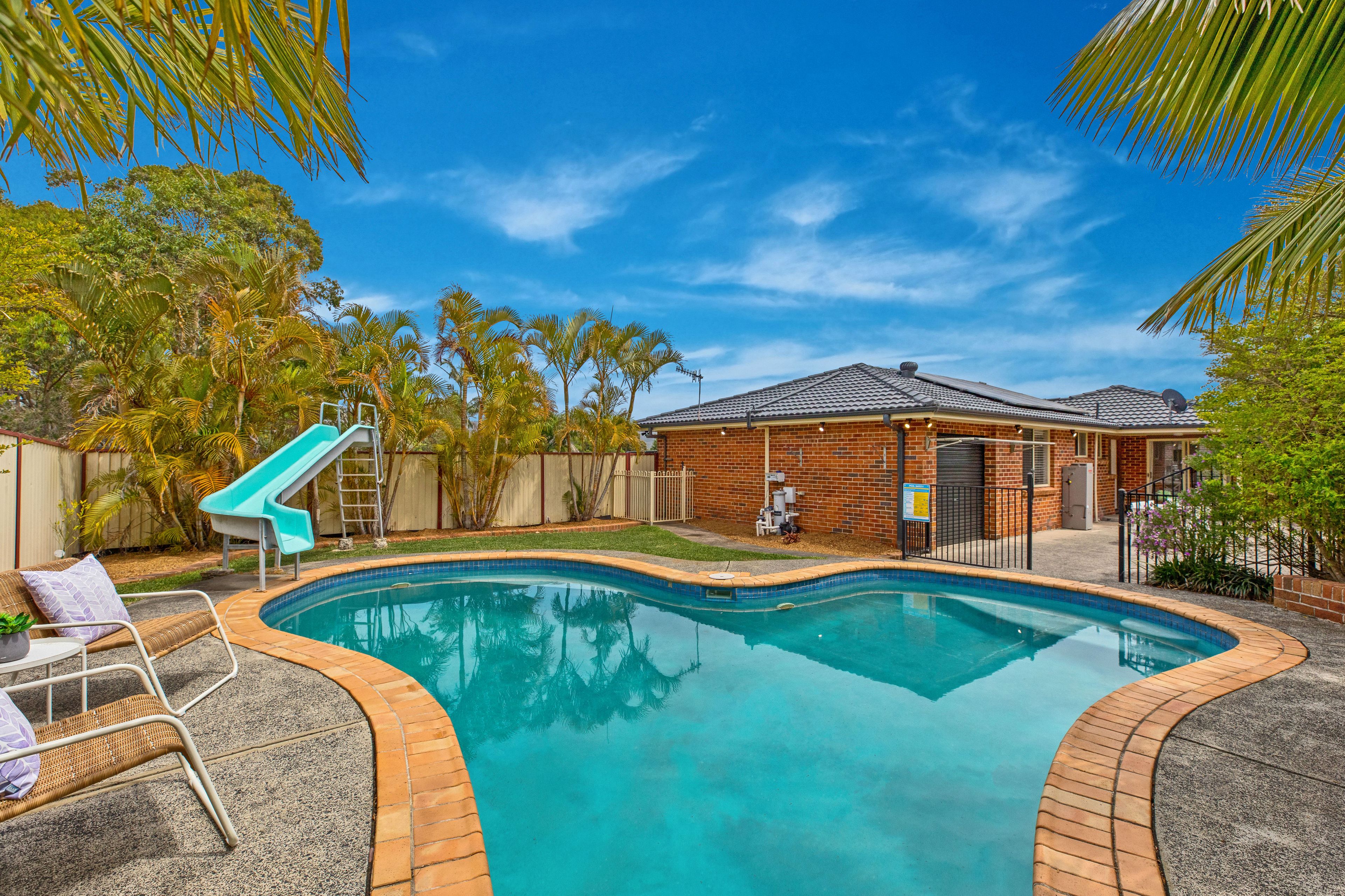 8 Ruth Place , Bateau Bay NSW 2261