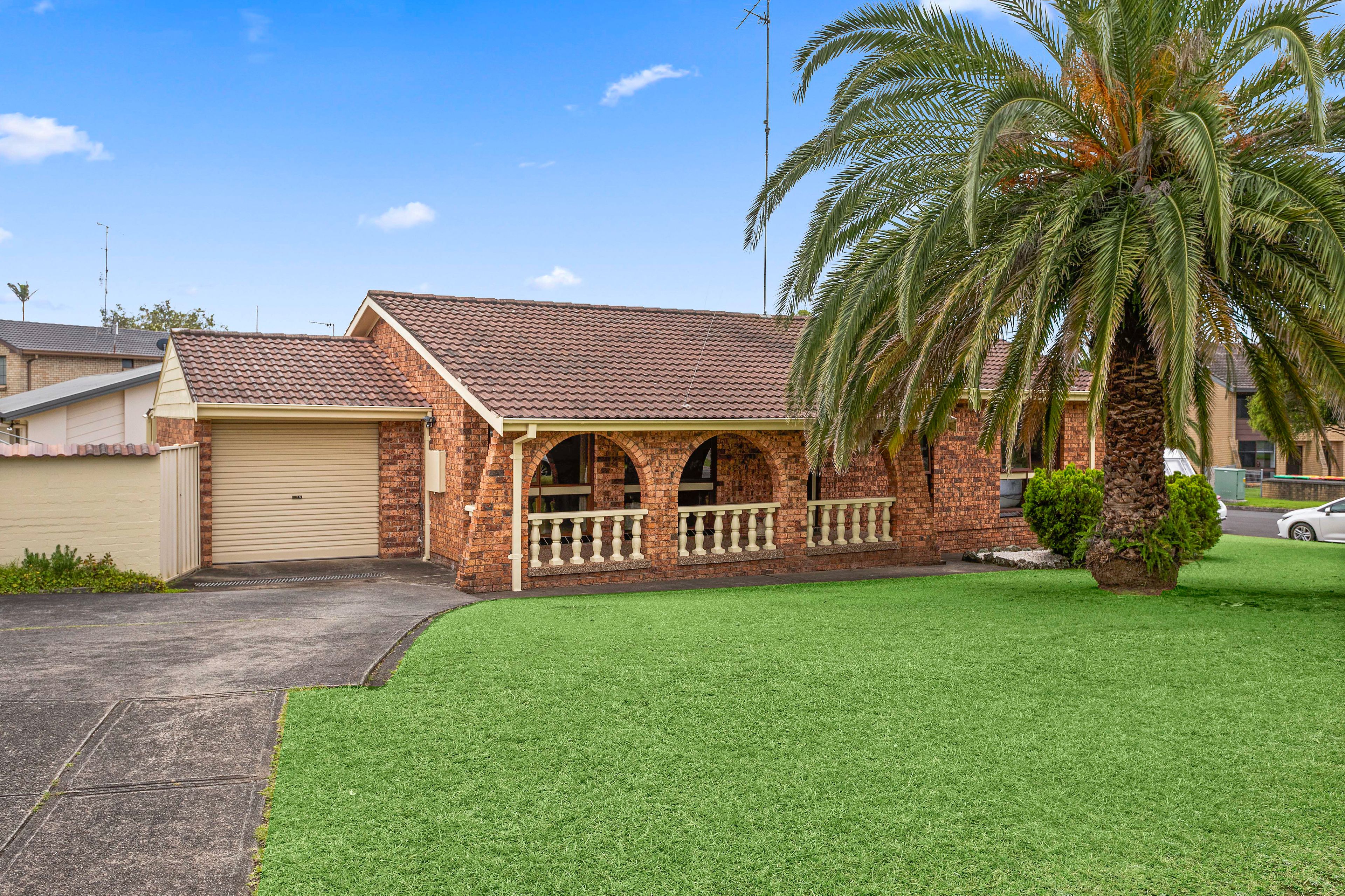 1 Blackbutt Way, Barrack Heights NSW 2528