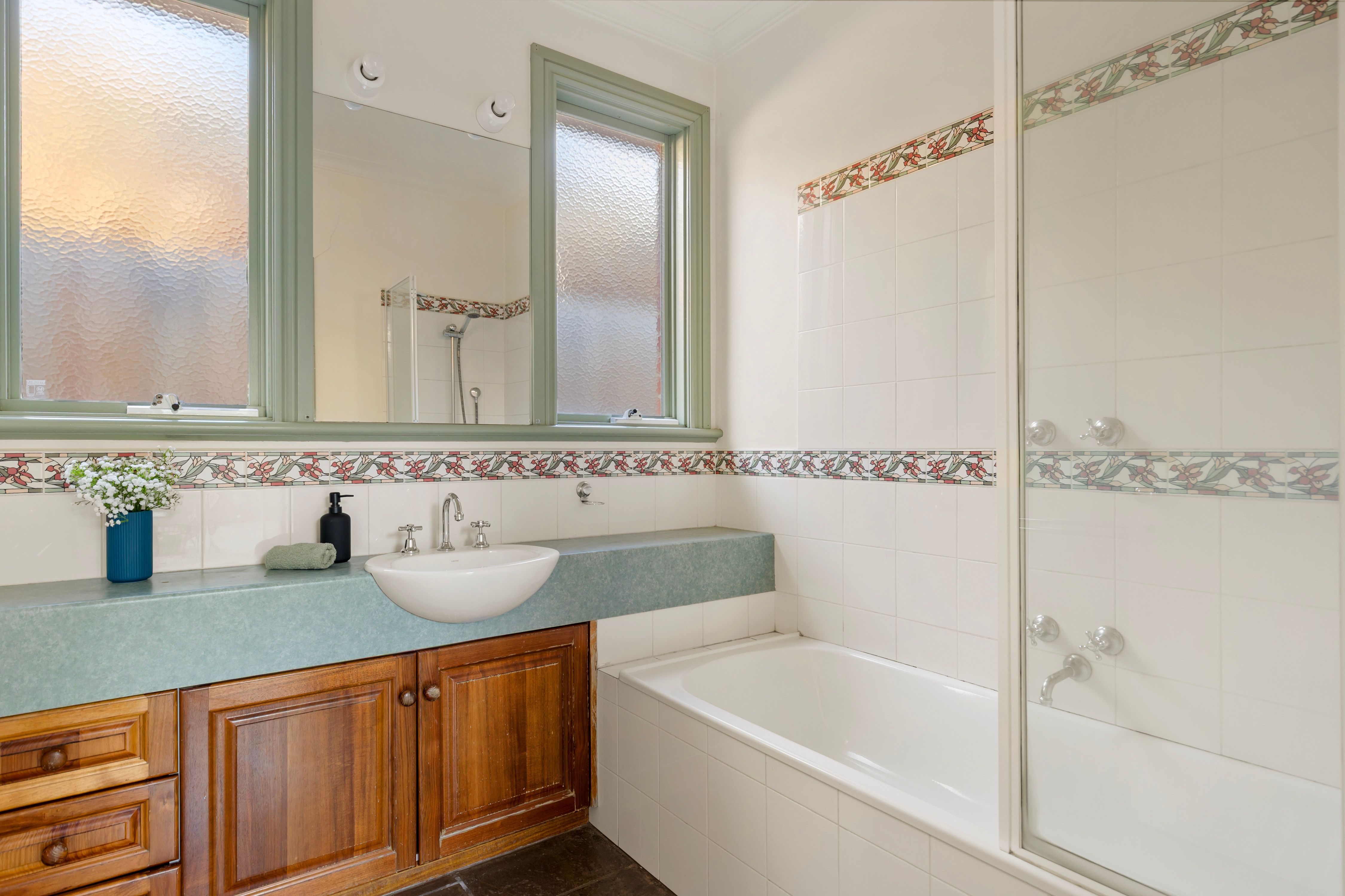 23 Dickson Court — photo 8 of 11