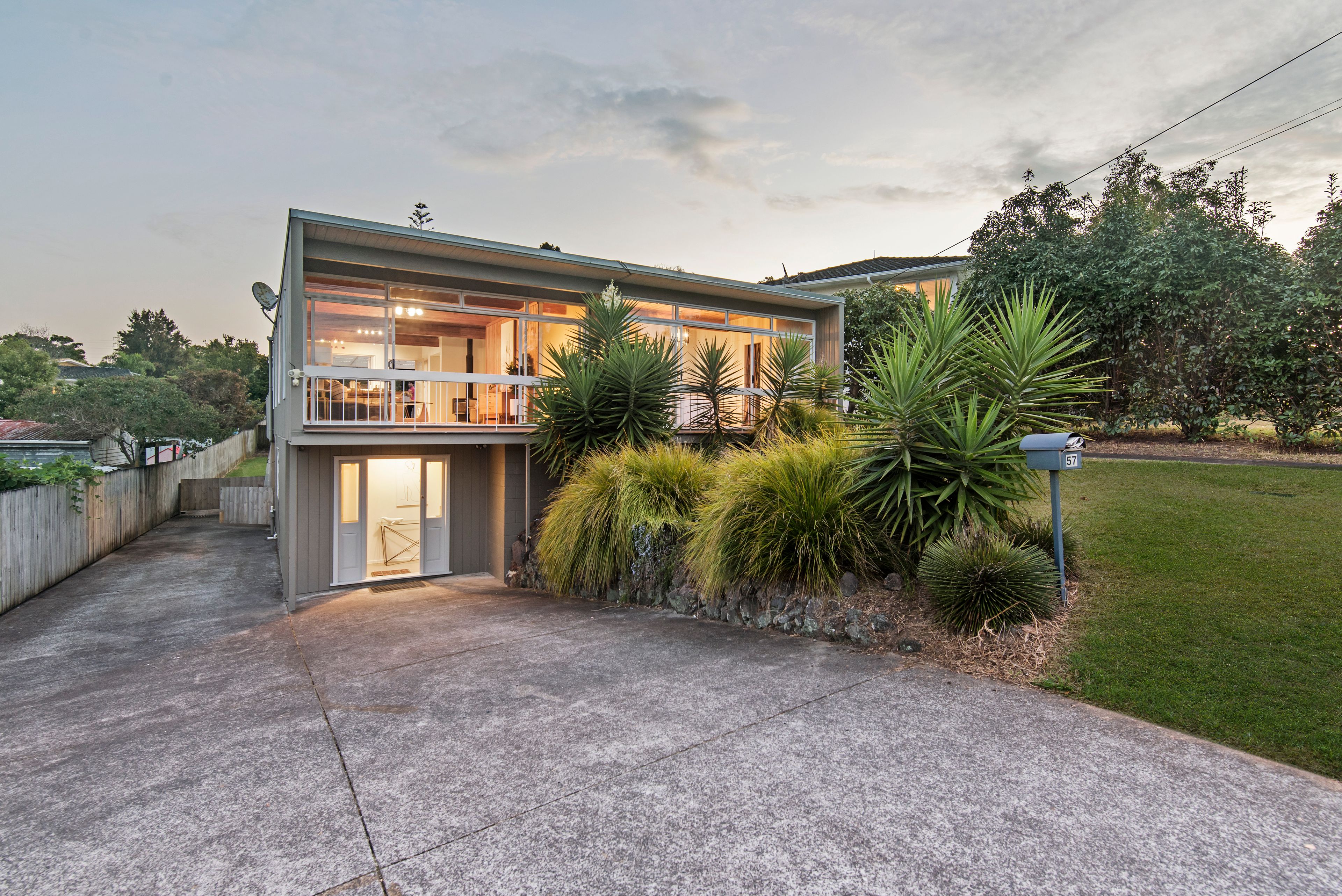 57 Royal View Road, Te Atatu South, Waitakere City