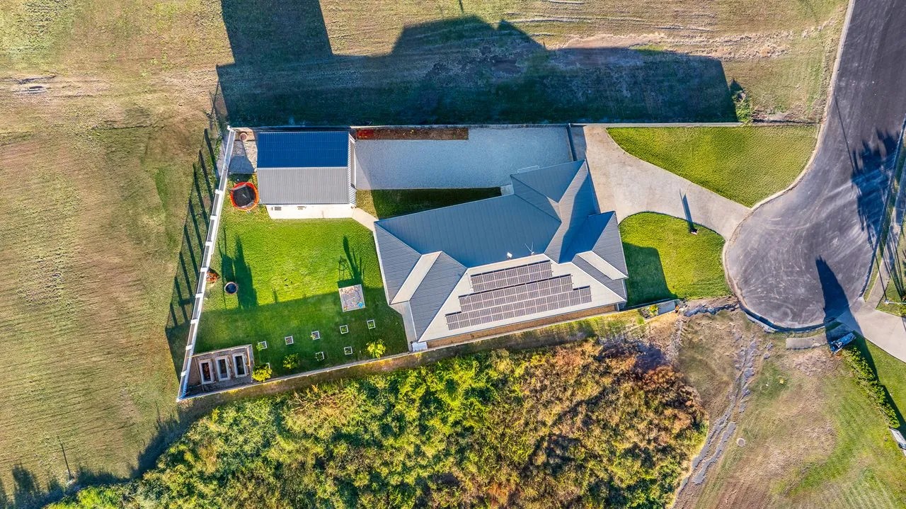 18 Bayside Court, Bowen, QLD 4805