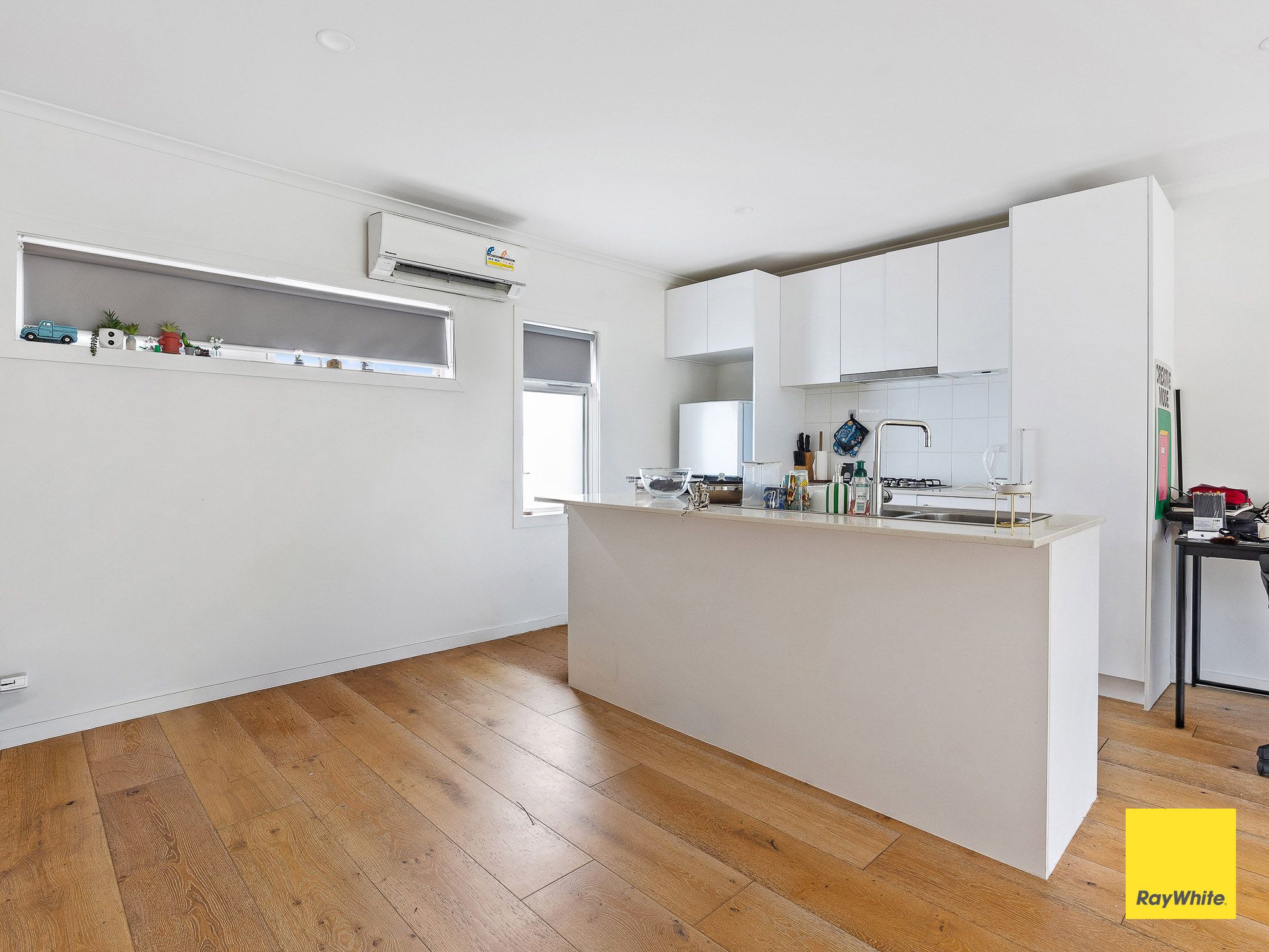 2/164 Condon Street, Kennington, VIC 3550