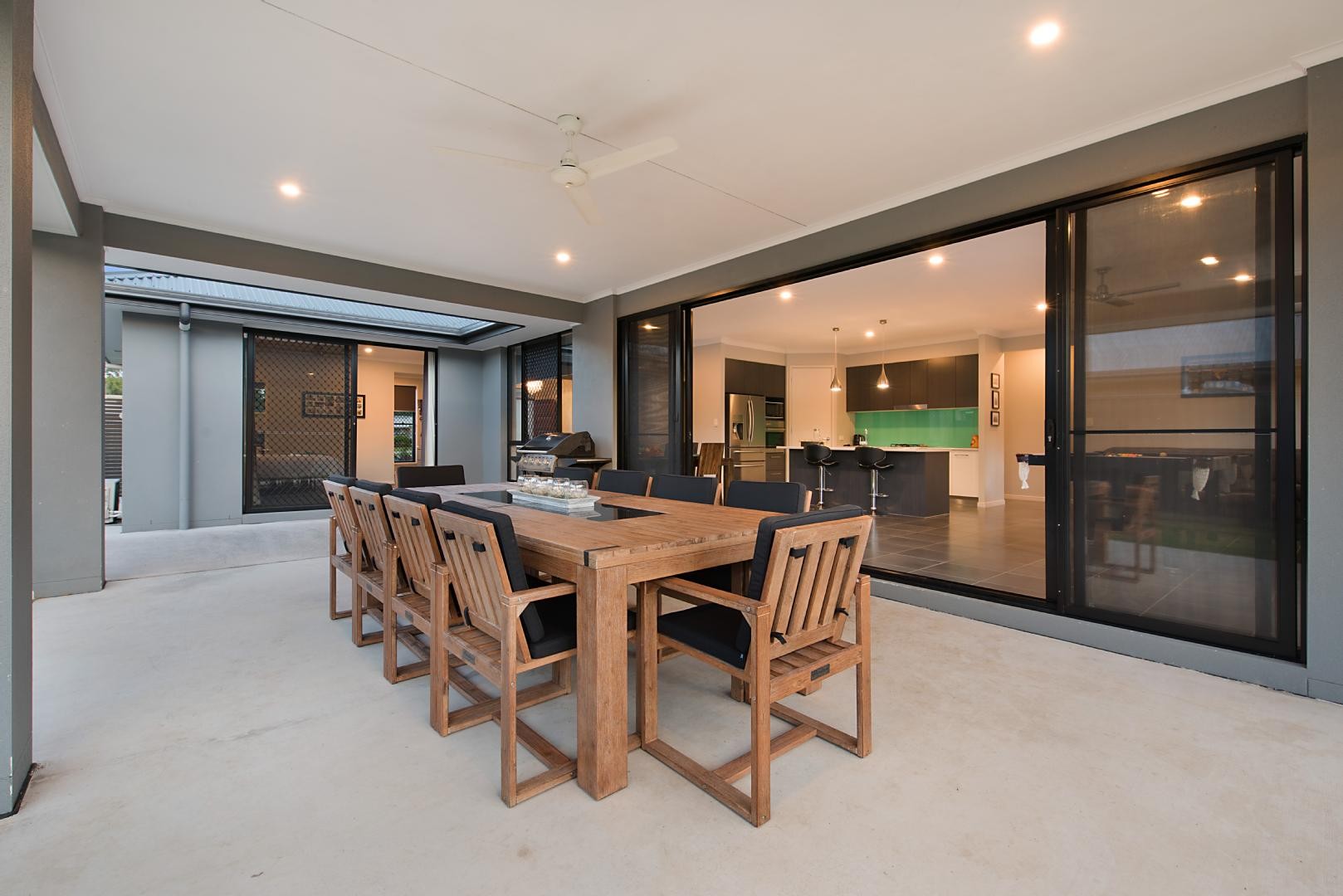 18 Bedford Circuit, Coes Creek, QLD 4560