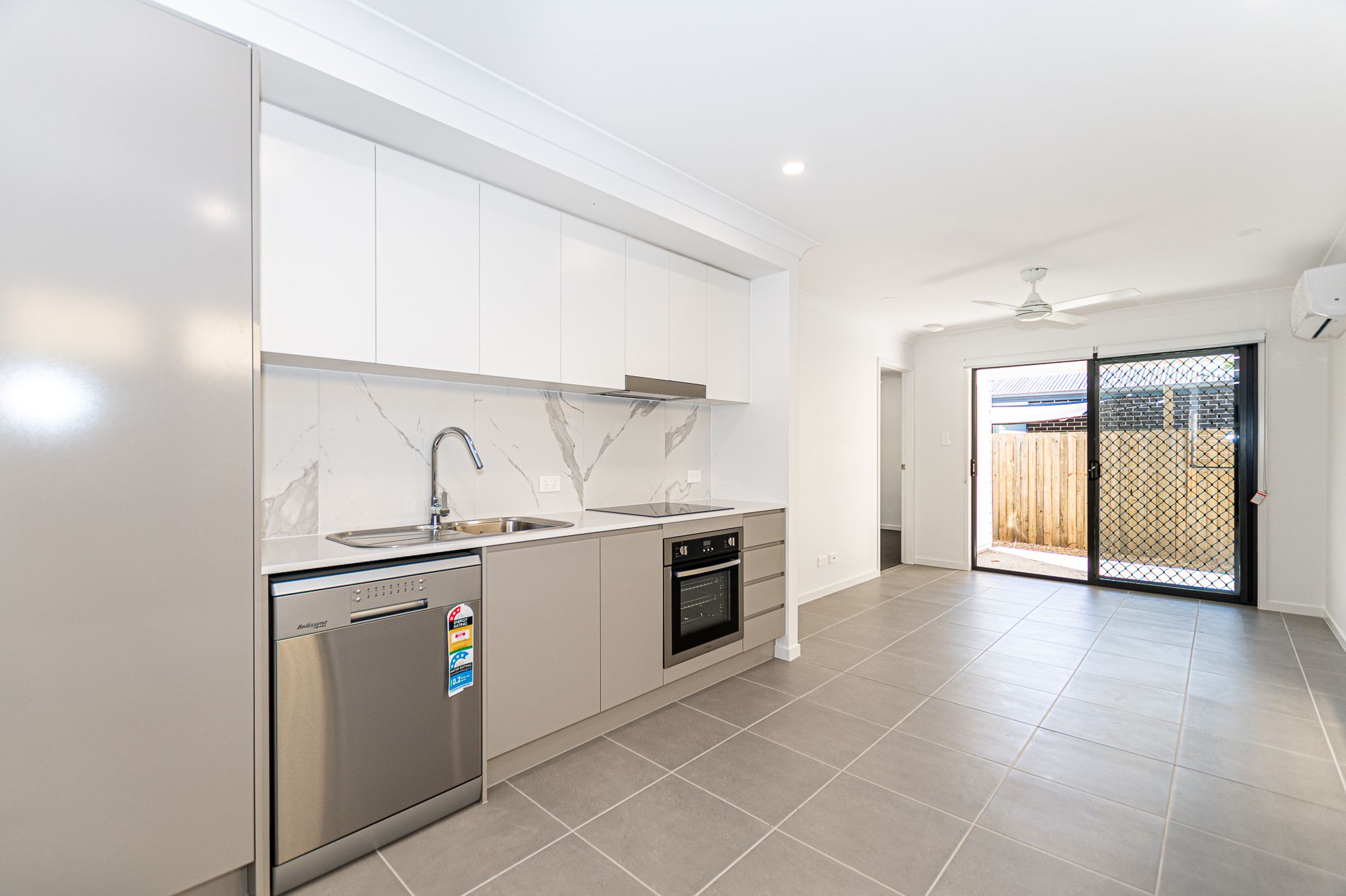2-22/3618 Mount Lindesay Highway, Park Ridge, QLD 4125