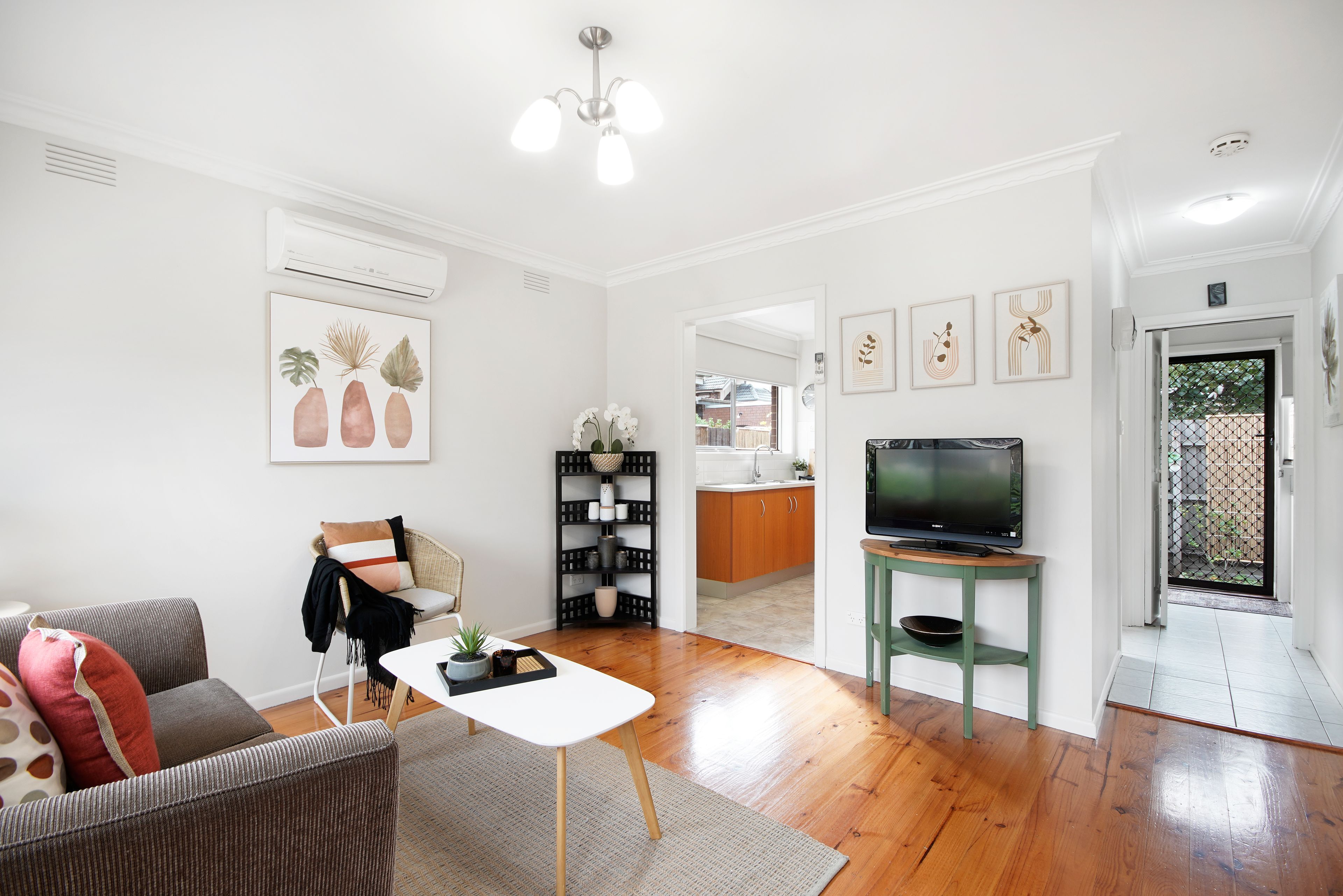 4/8 Birdwood Street, Reservoir, VIC 3073
