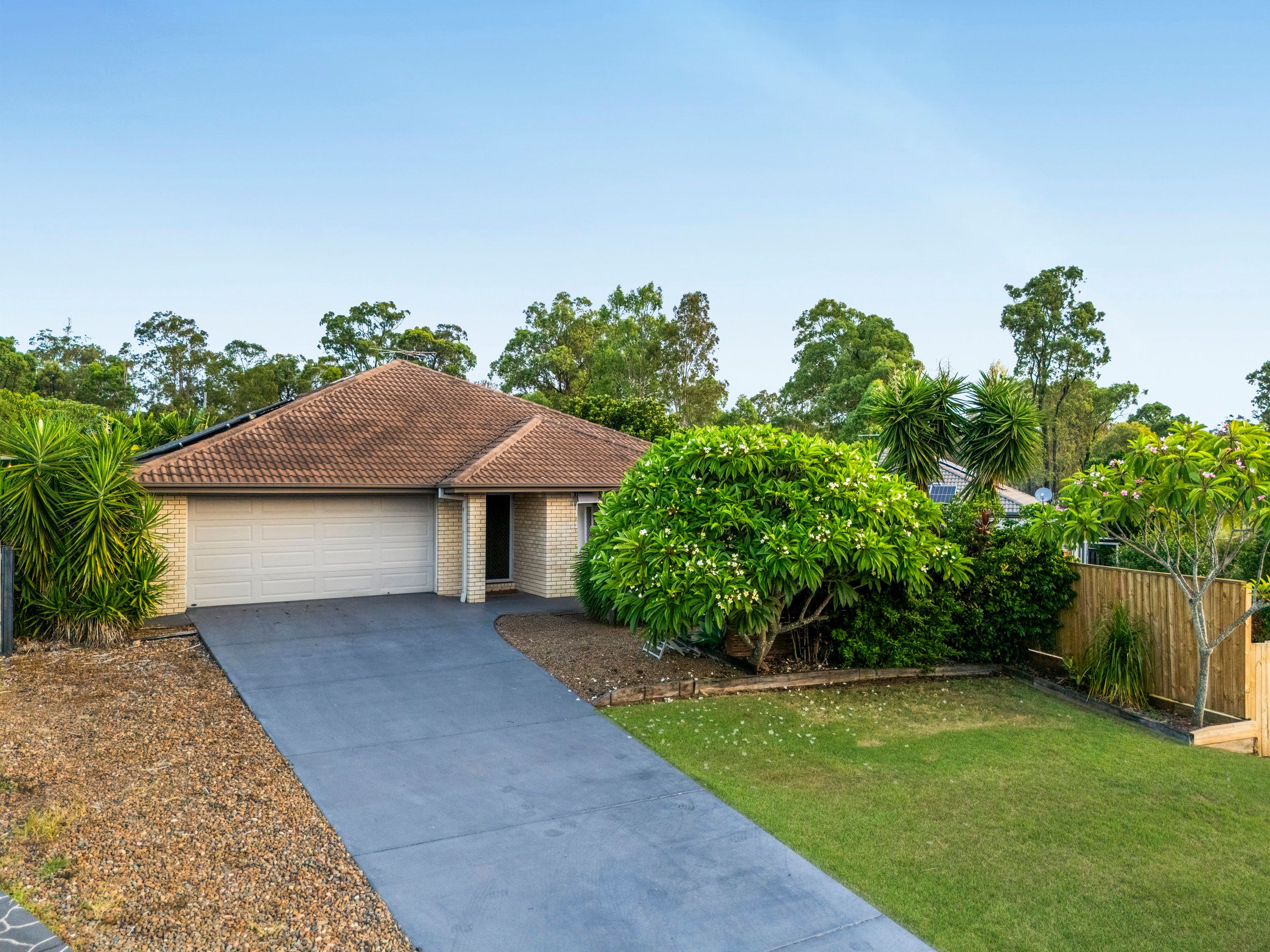 18 Willowood Place, Fernvale QLD 4306