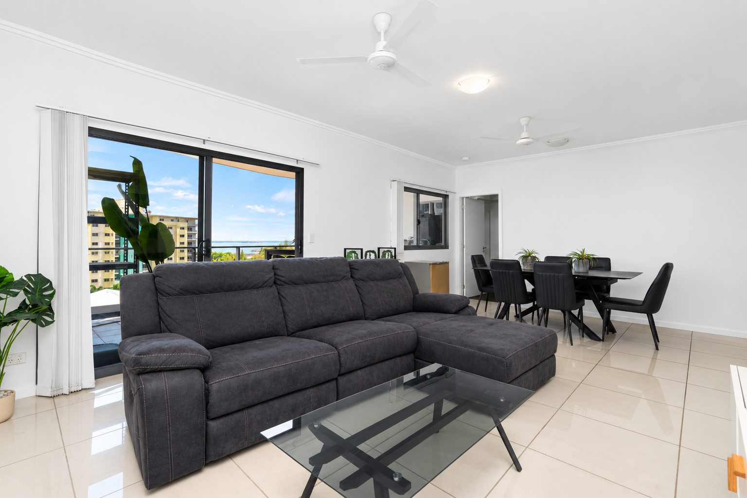 19/108 Mitchell Street — photo 5 of 17