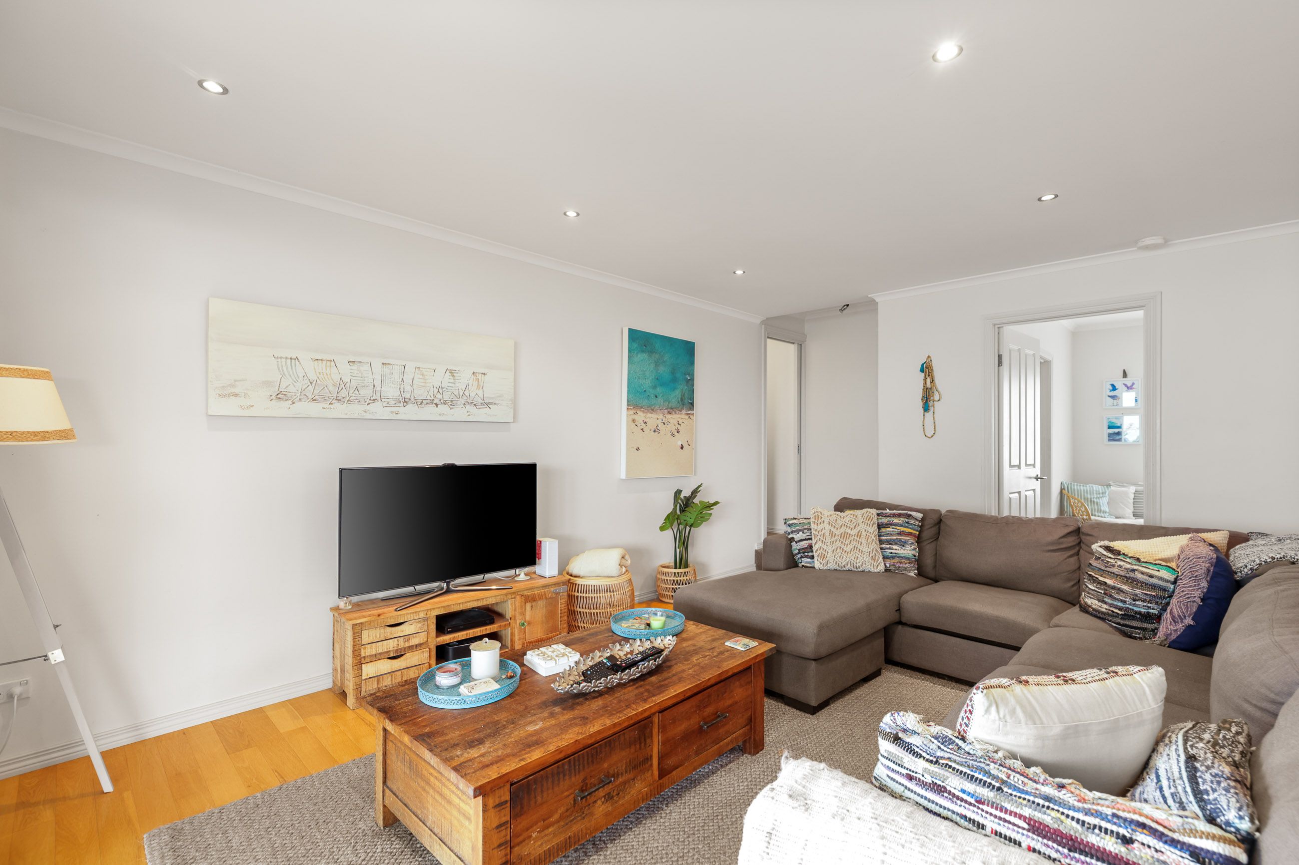 90 Panorama Drive — photo 5 of 14