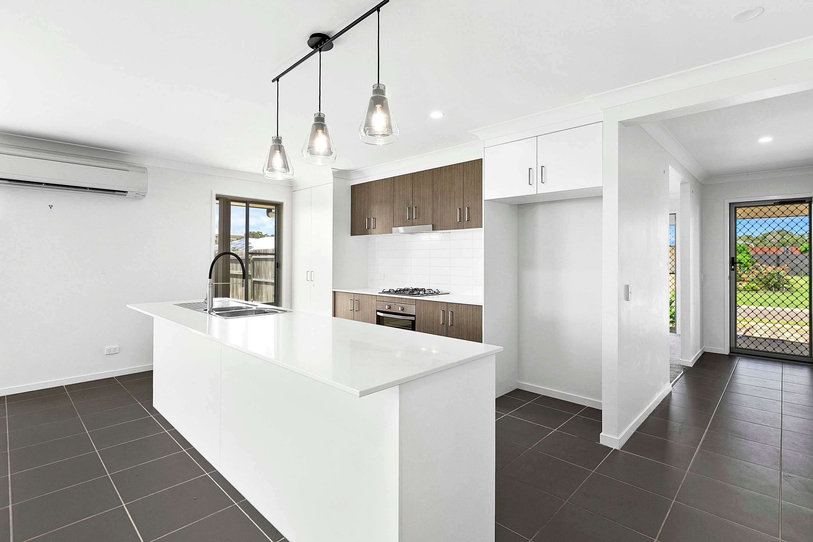 29 O'Connell Parade, Urraween, QLD 4655