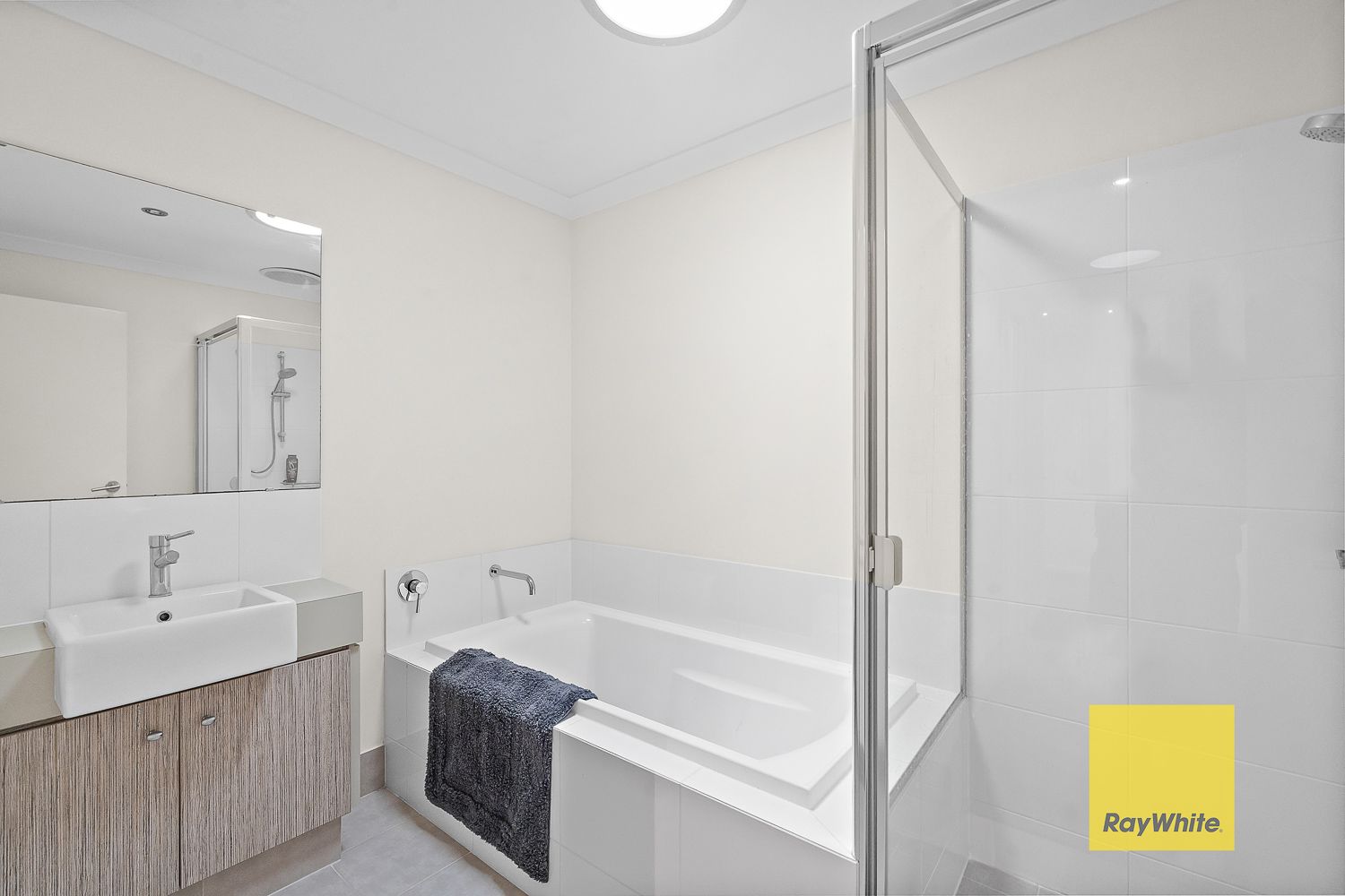 5/50 Suttor Drive — photo 13 of 14