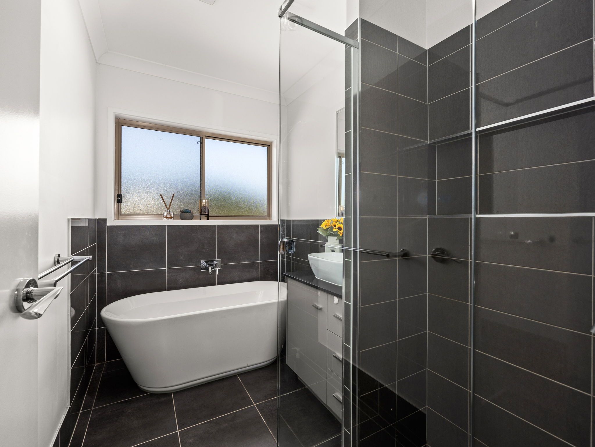 31-35 Barcoo Drive — photo 19 of 28