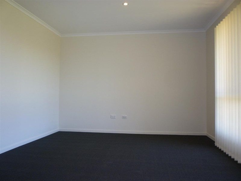 9 Tawarra Crescent, Gracemere, QLD 4702