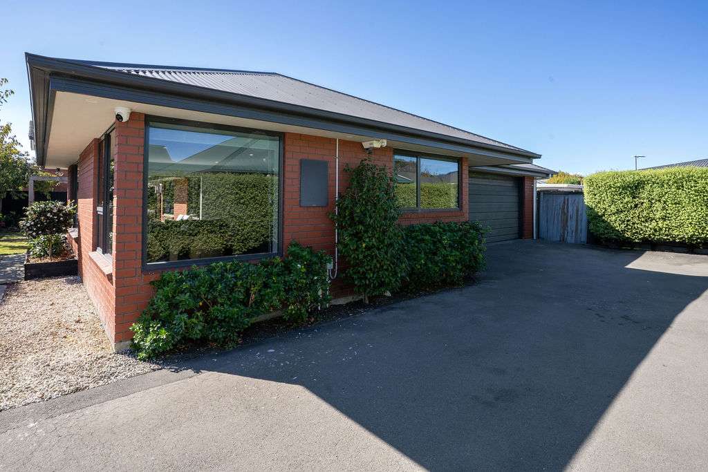 14A Dobson Street photo 18