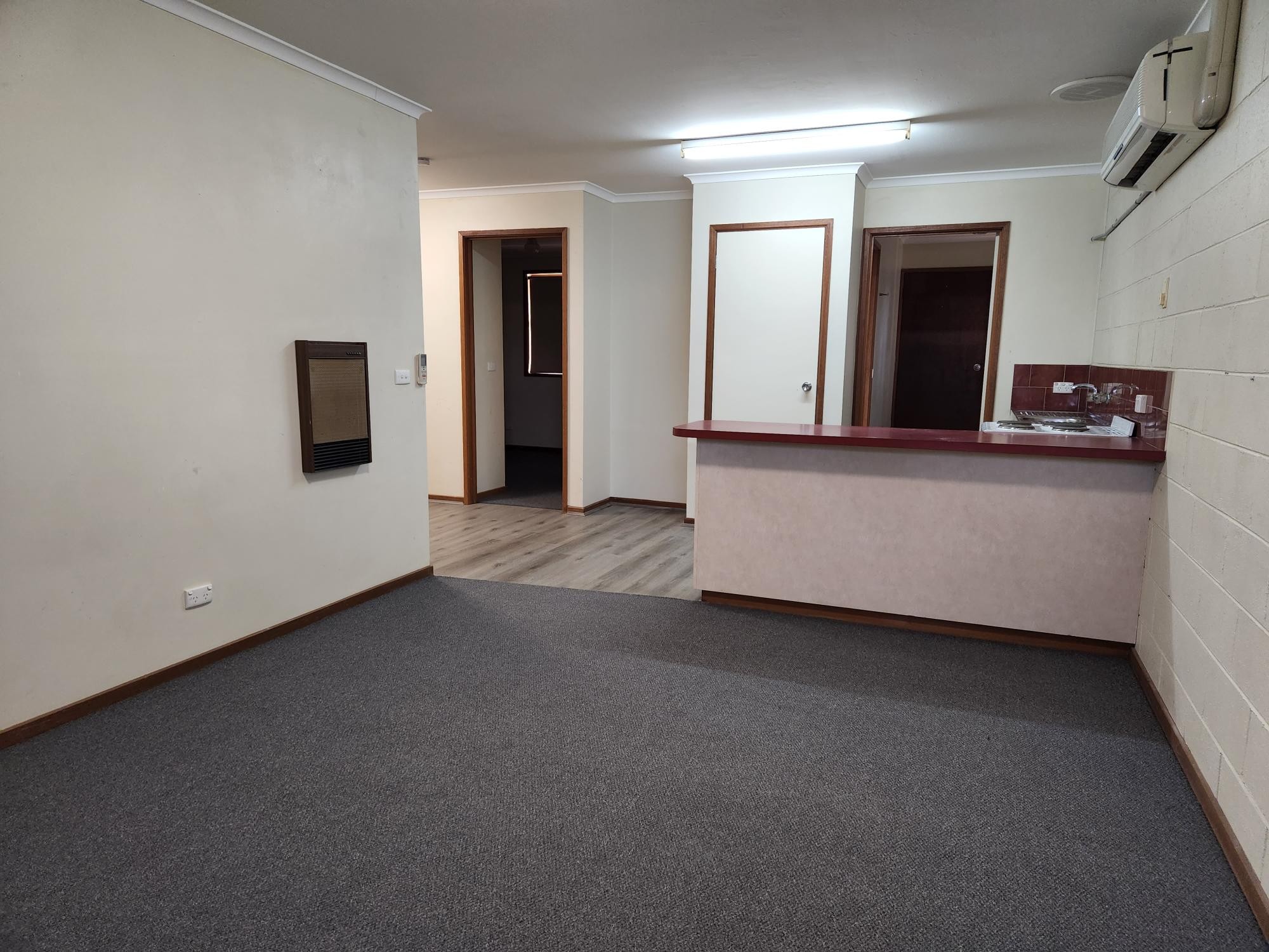 2/611 Prune Street, Lavington, NSW 2641