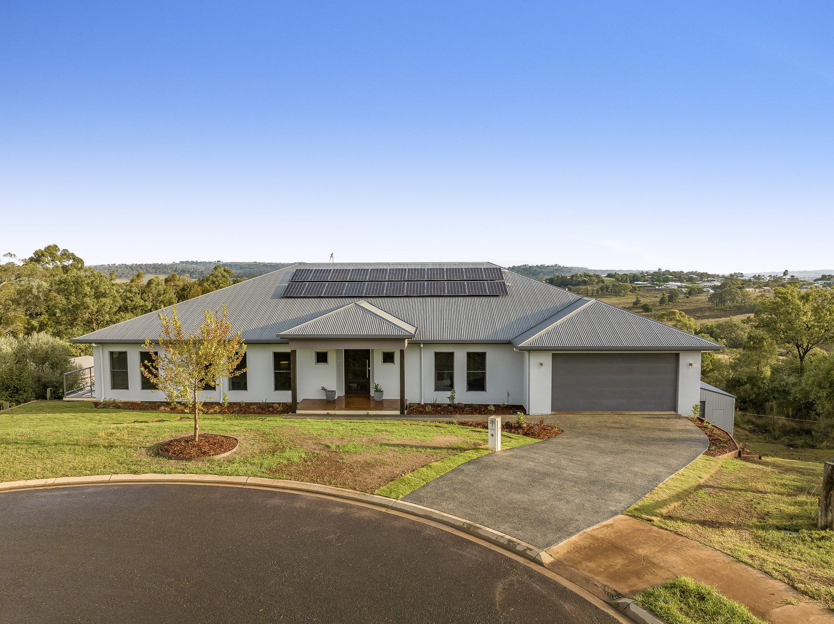 35 Colonial Drive, Gowrie Junction, QLD 4352