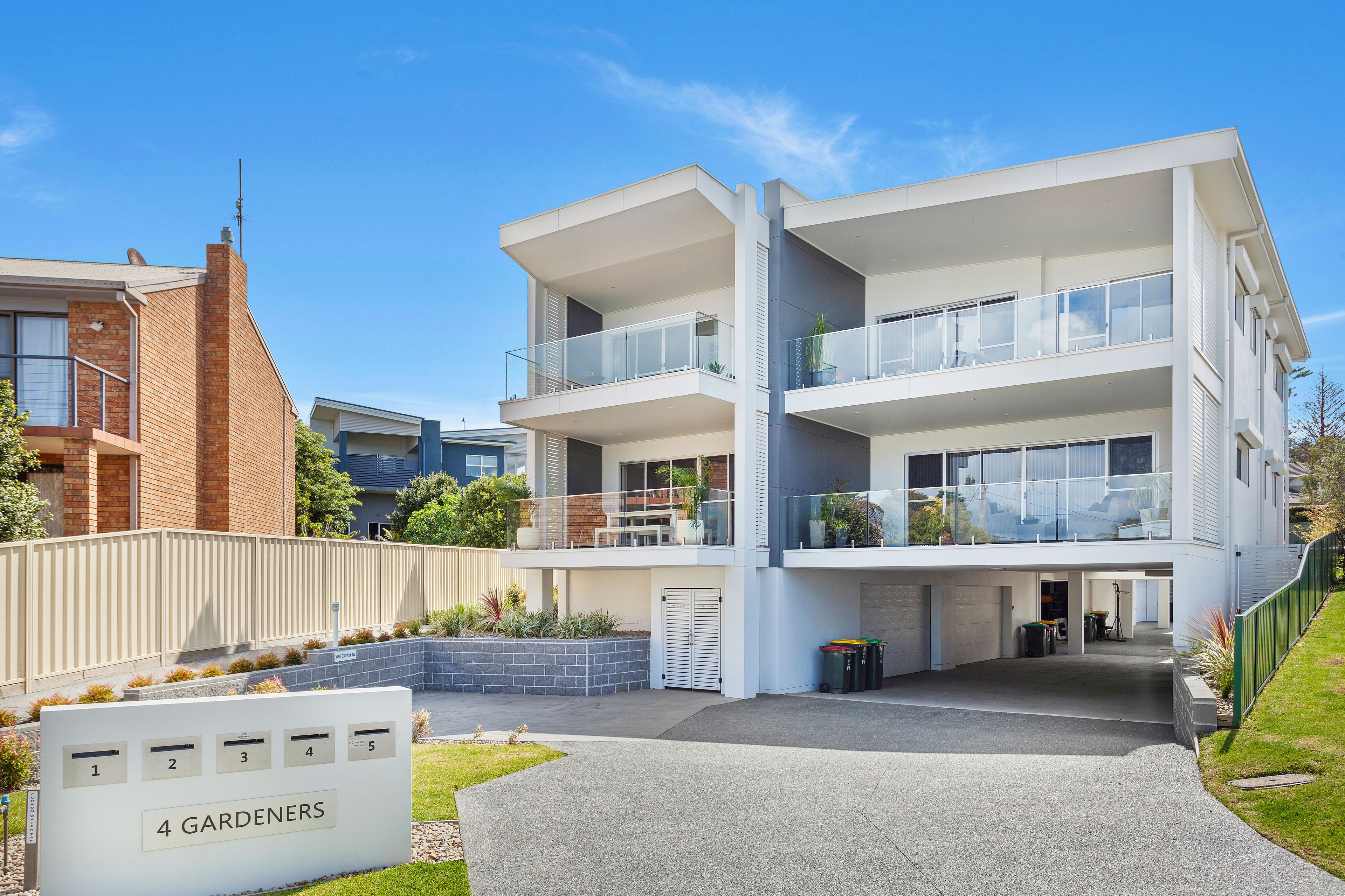 1/4 Gardeners Crescent, Shellharbour, NSW 2529