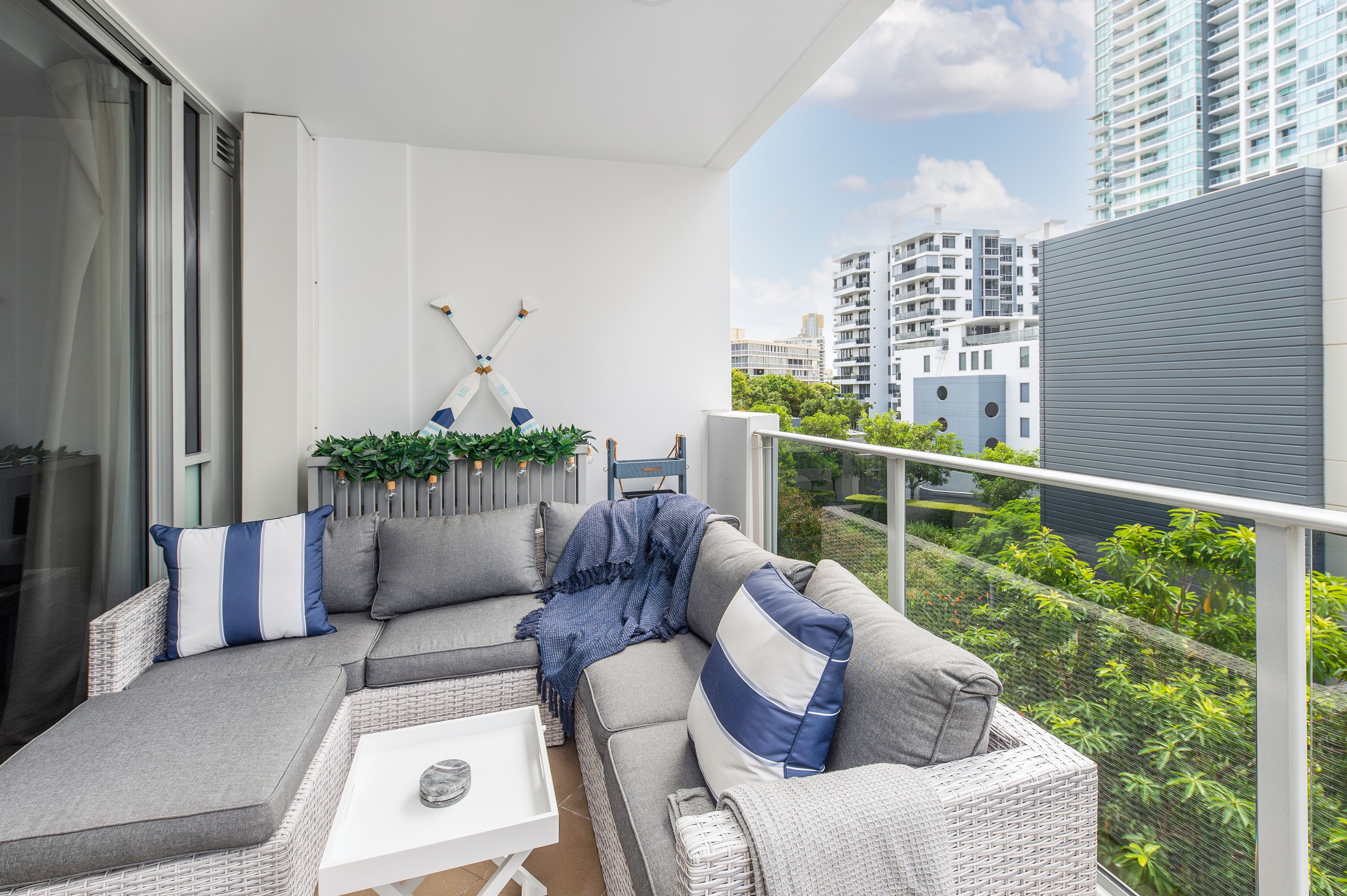 6 Aqua Street, Southport QLD 4215