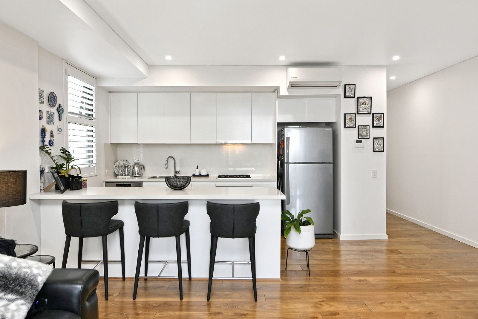 512 Burwood Road