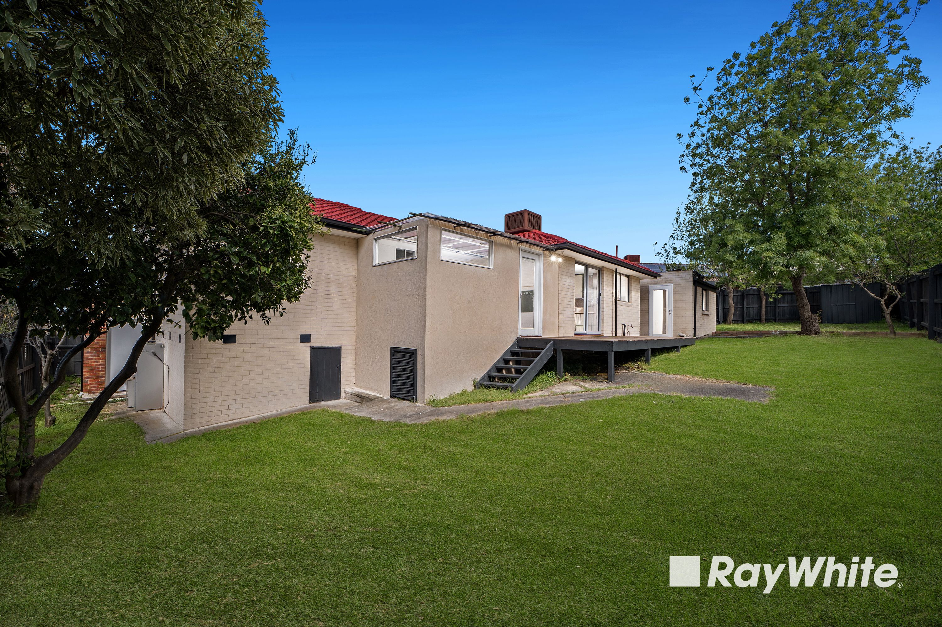 6 Albany Court — photo 15 of 17