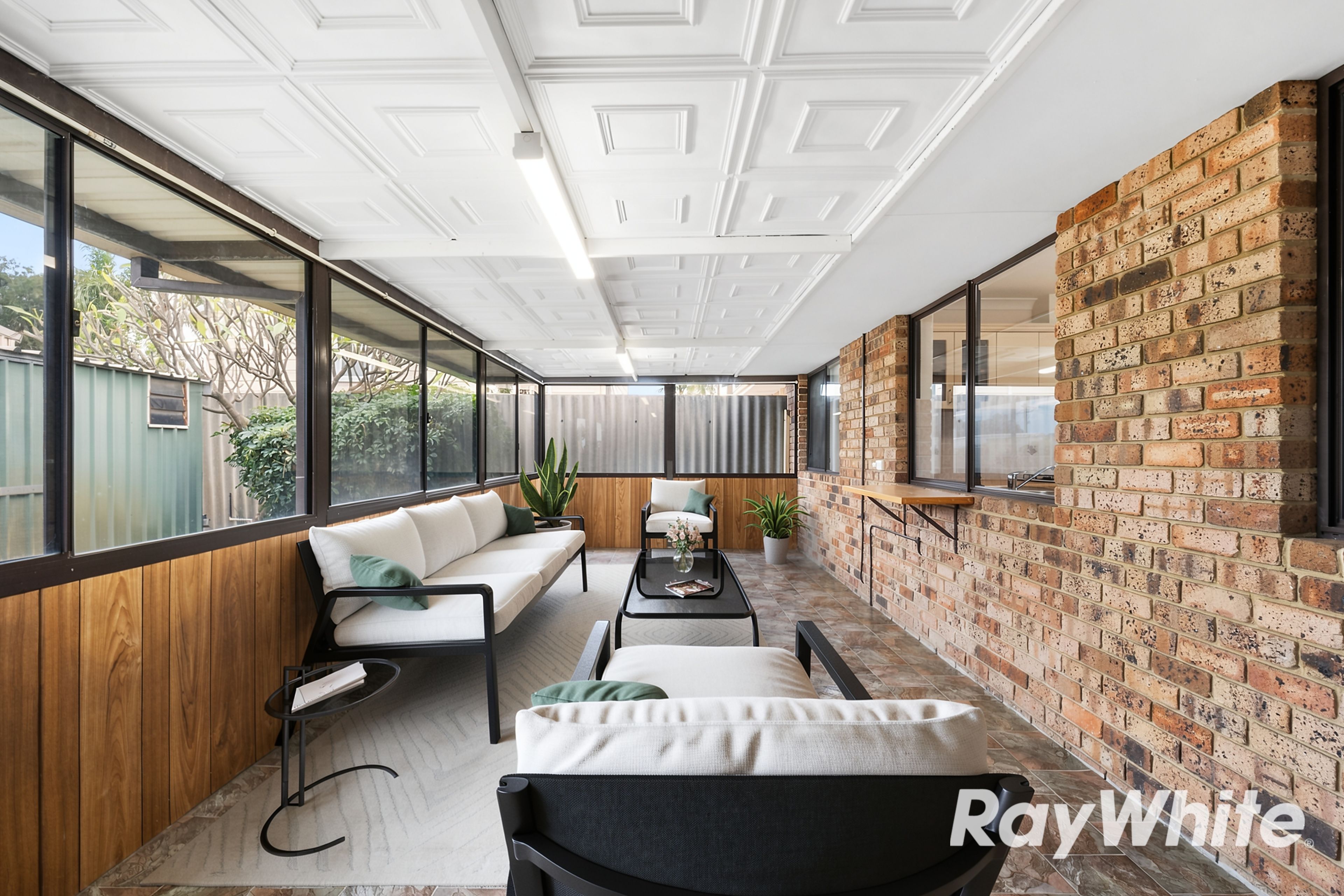 15A Blackthorne Crescent — photo 10 of 14