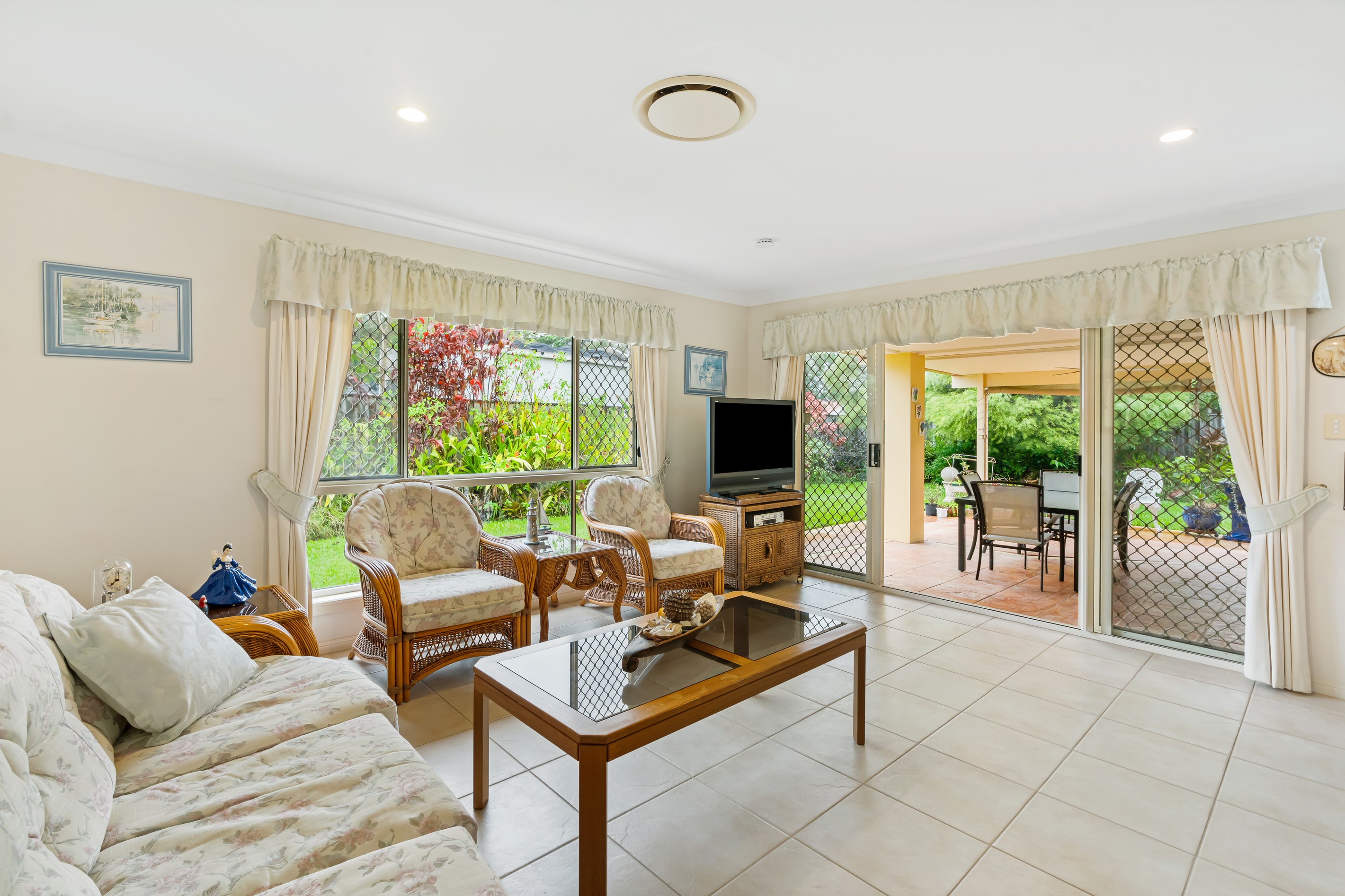 15 Lanai Drive, Burleigh Waters, QLD 4220