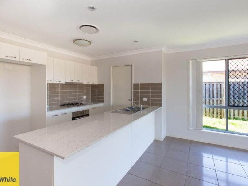 49 Pendragon Street, Raceview, QLD 4305