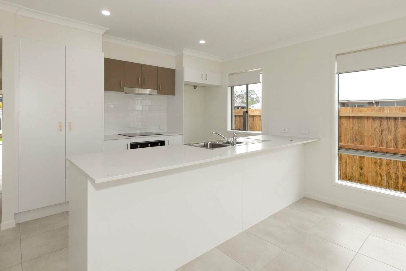 42 Mackellar Way, Walloon, QLD 4306