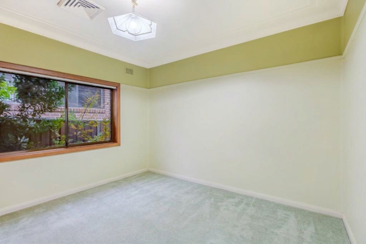 20 Farnell Road — photo 11 of 12