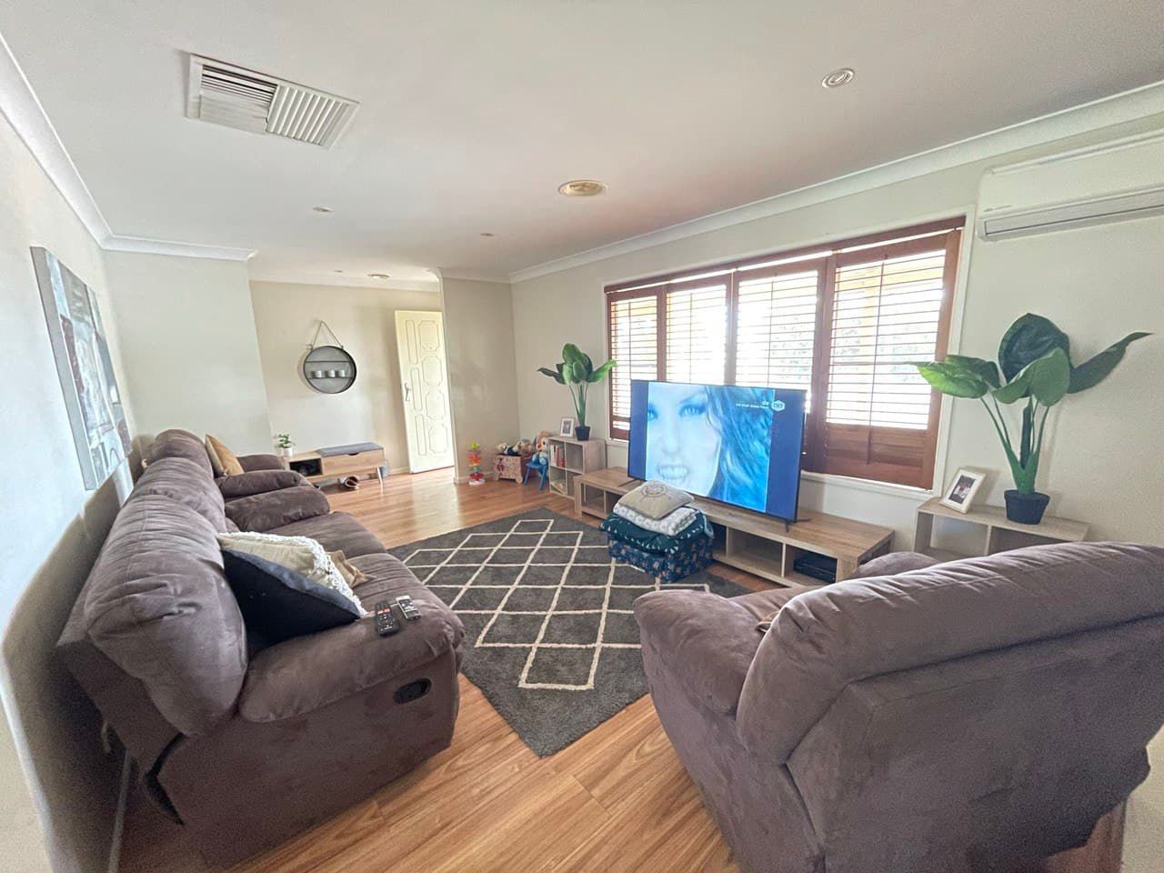 63 Farrer Street, Parkes, NSW 2870