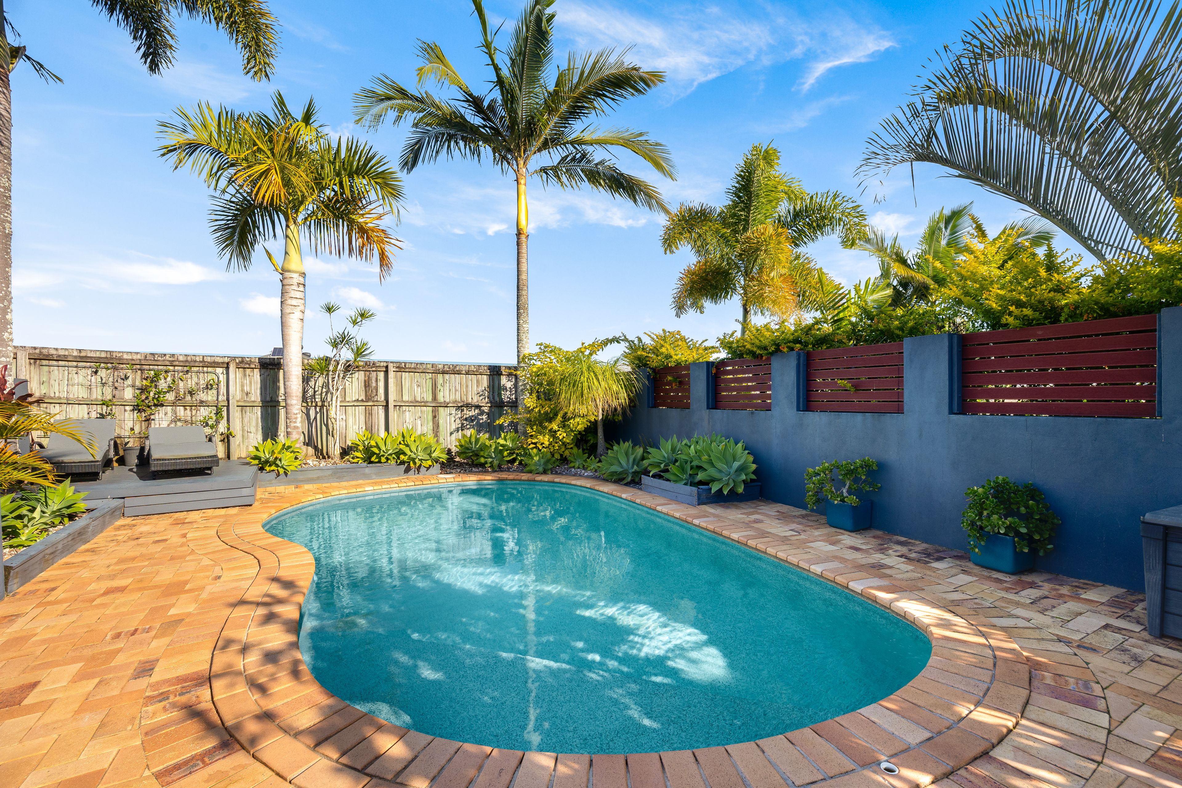 18 Mona Court — photo 14 of 16