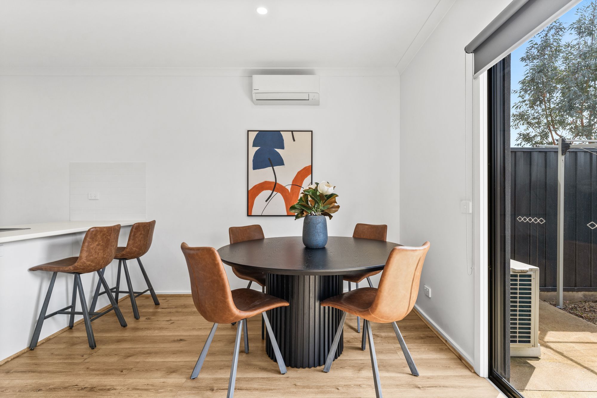 3 Rhynhurst Street — photo 4 of 16