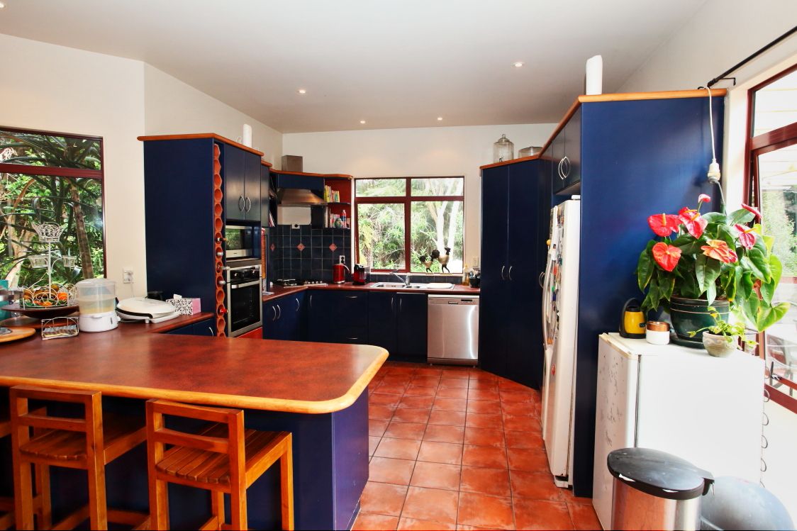 3 Springwatervale, Unsworth Heights, North Shore City