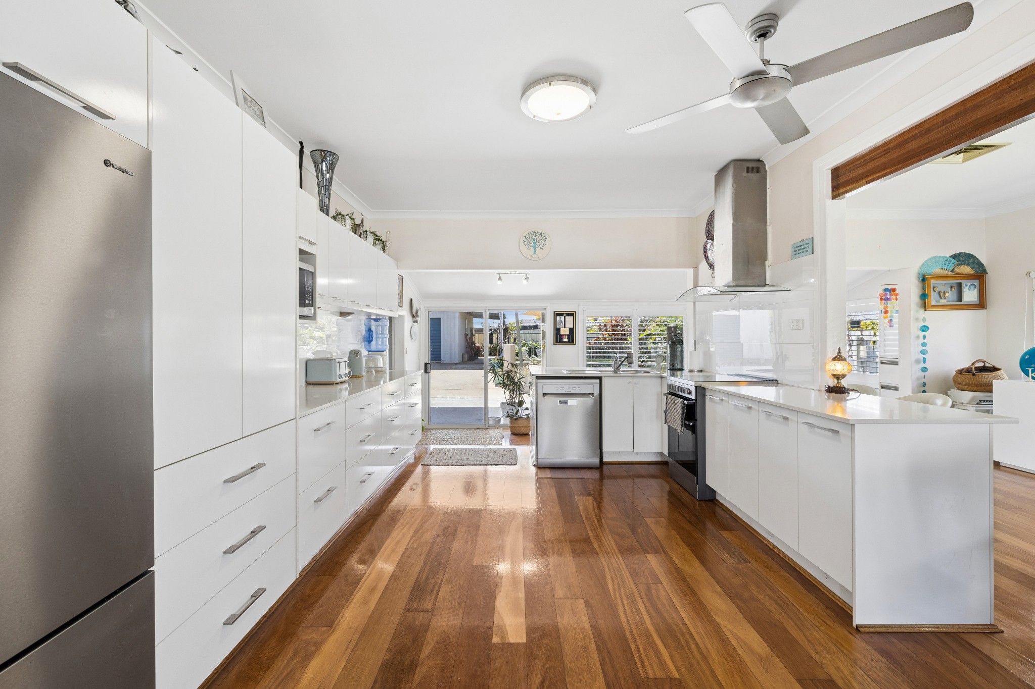 18 Campbell Street — photo 8 of 26