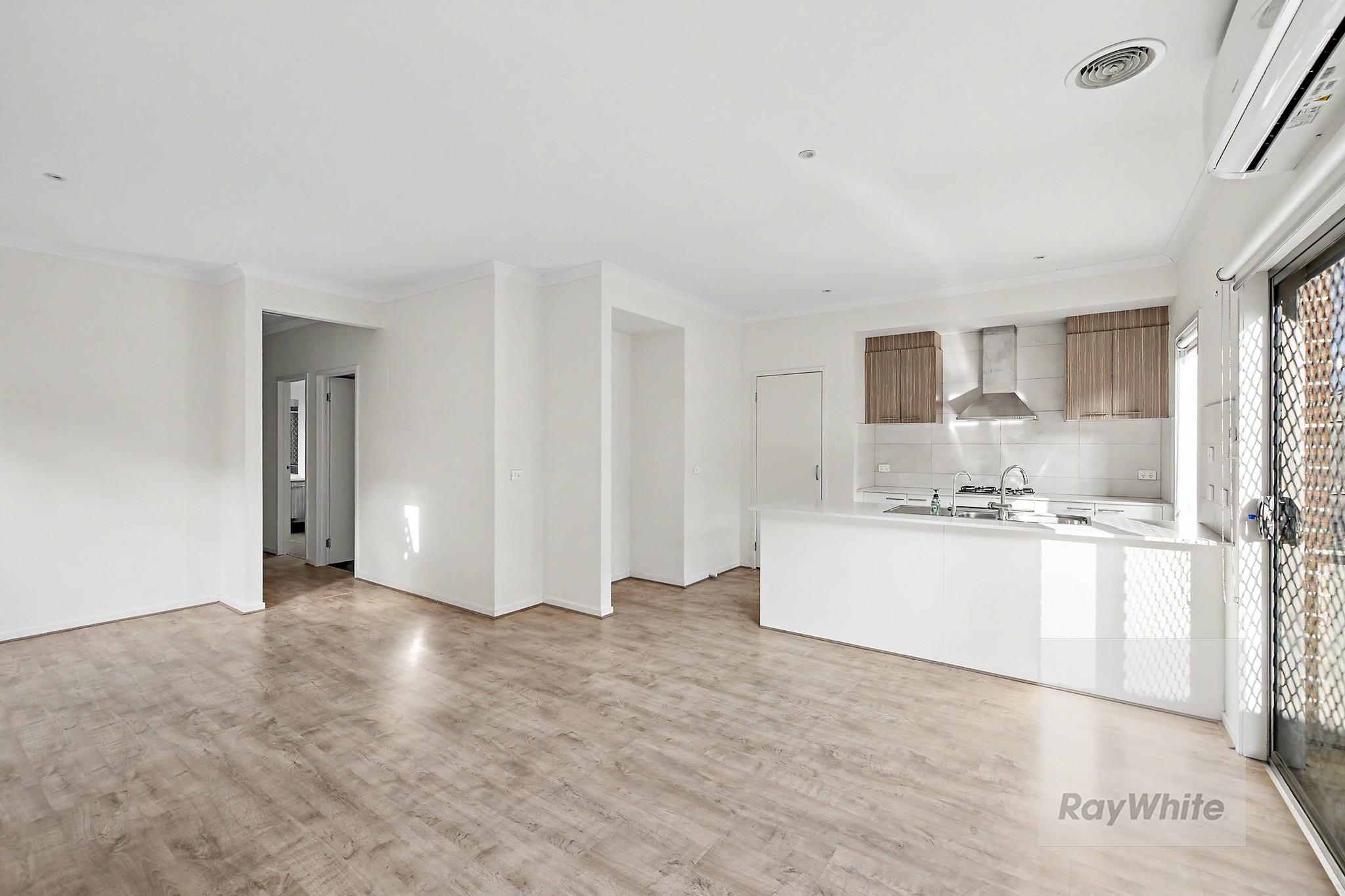 38 Corymbia Grove, South Morang, VIC 3752