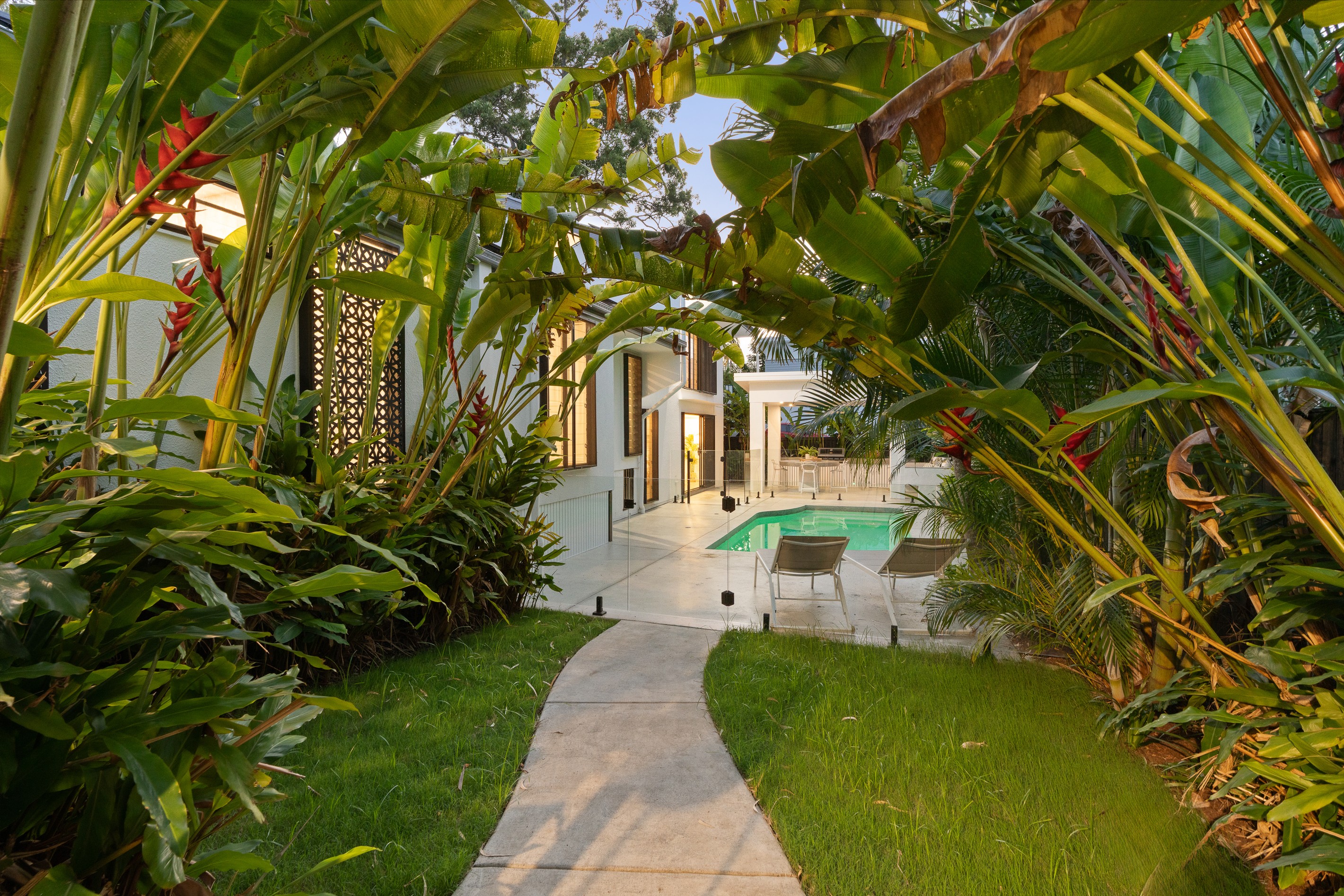 3 Charlton Street, Southport, QLD 4215