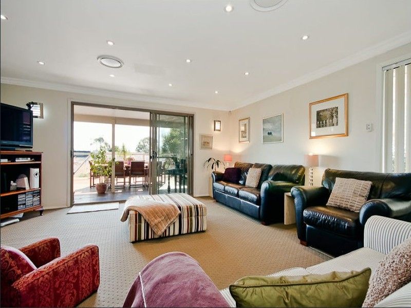 22 James Ruse Close, Windsor, NSW 2756