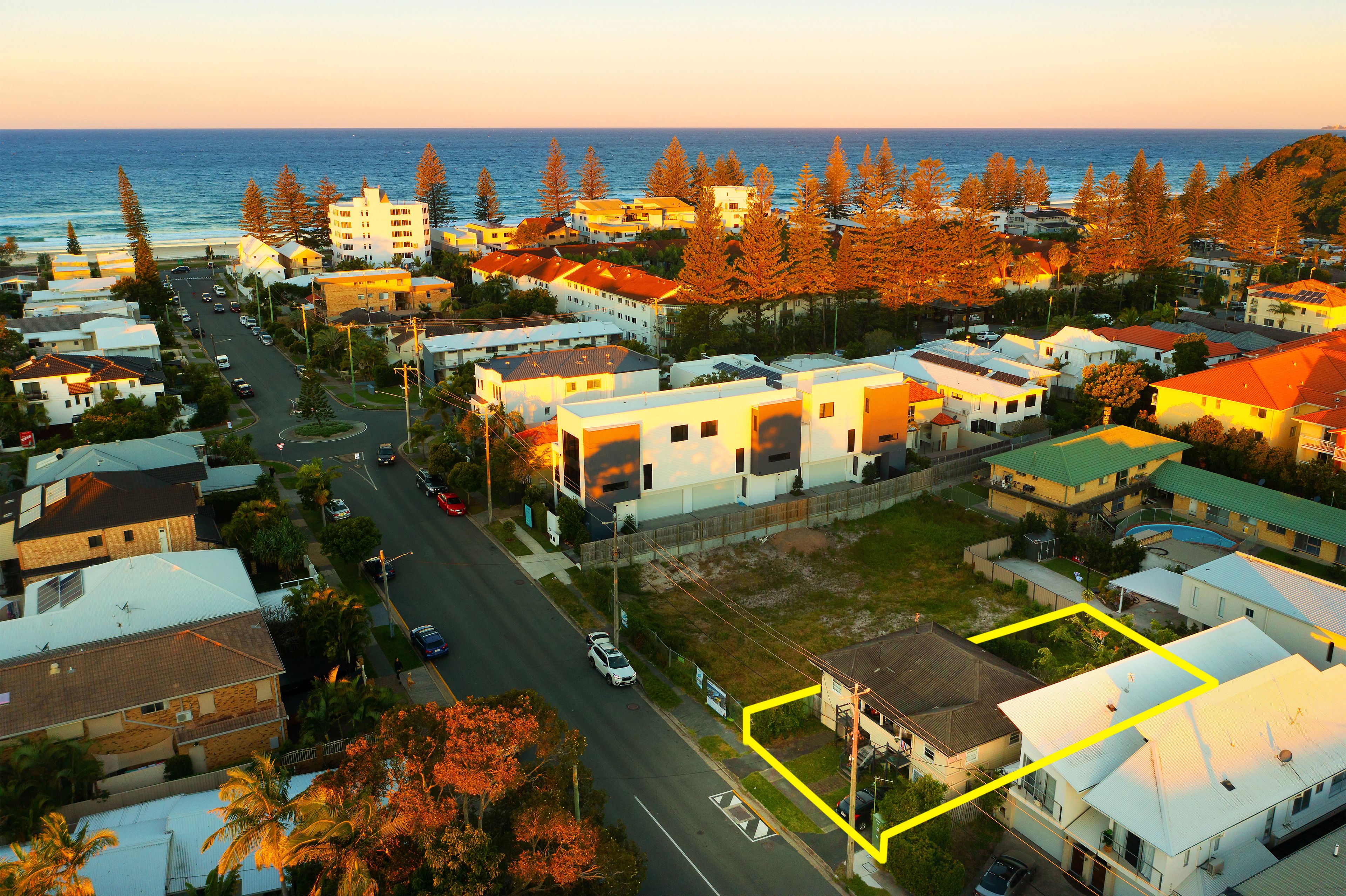 26 Riviera Road, Miami, QLD 4220