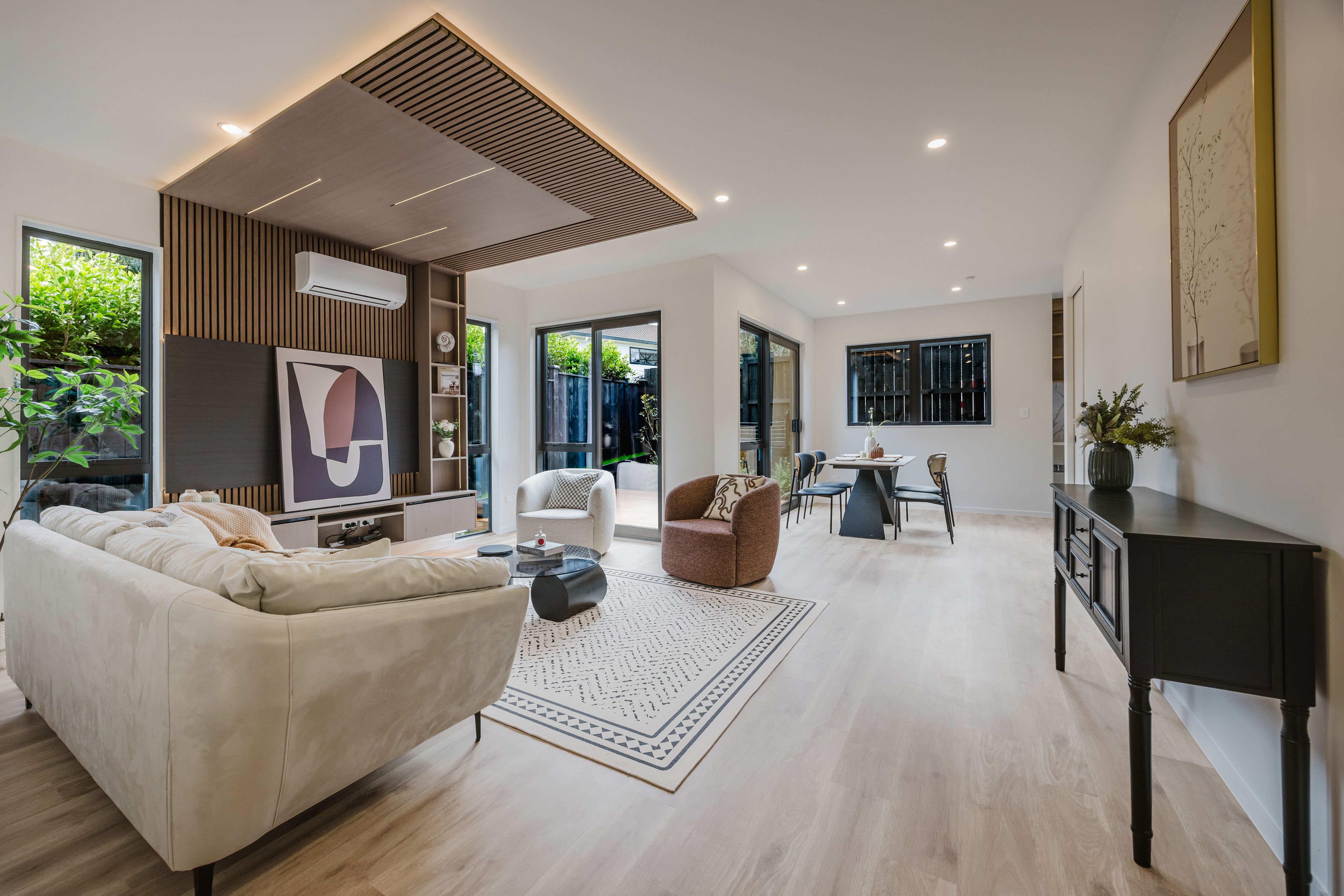 4/10 Sandgate Avenue, Botany Downs, Manukau City