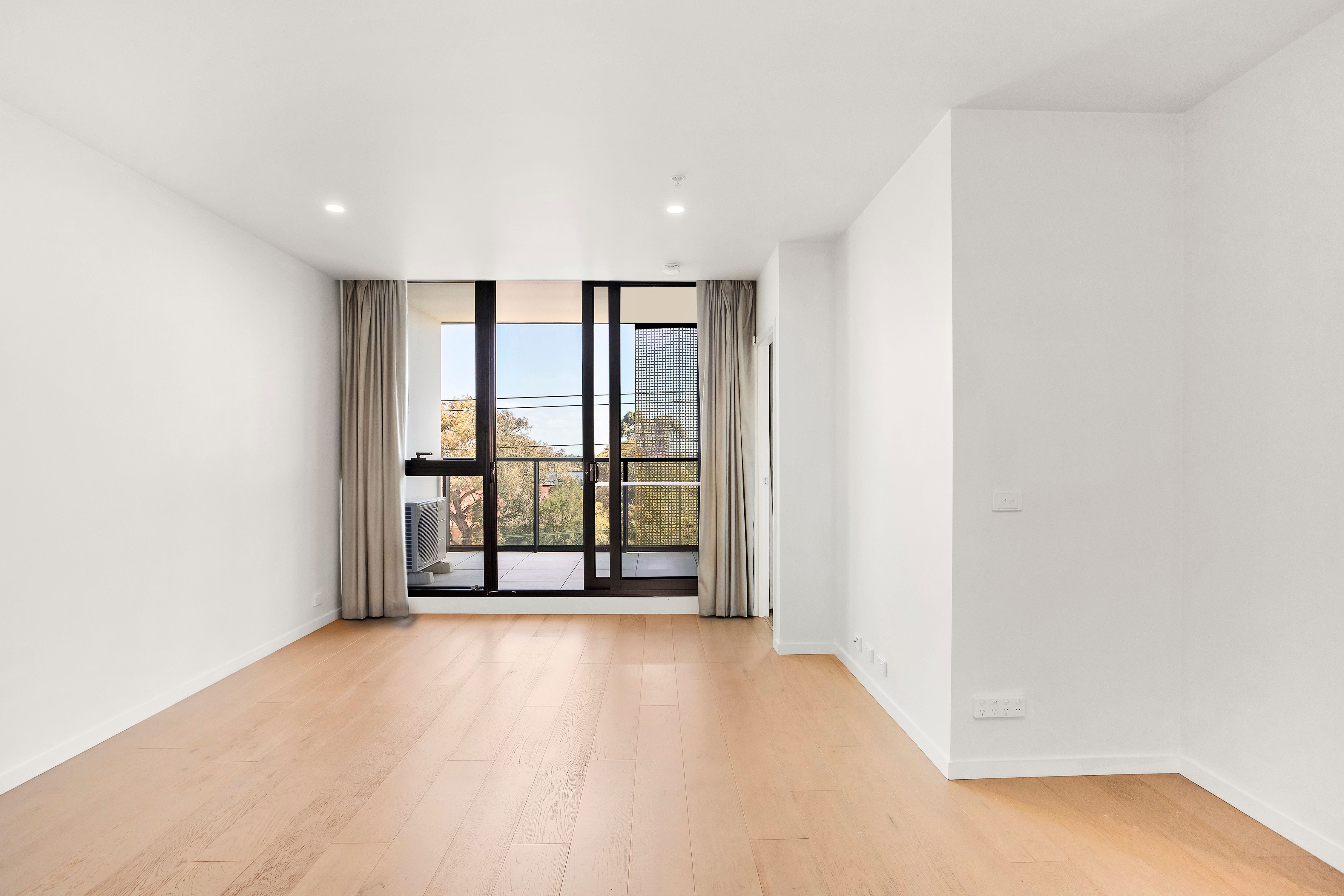 307/2 Dalgety Street, Oakleigh, VIC 3166