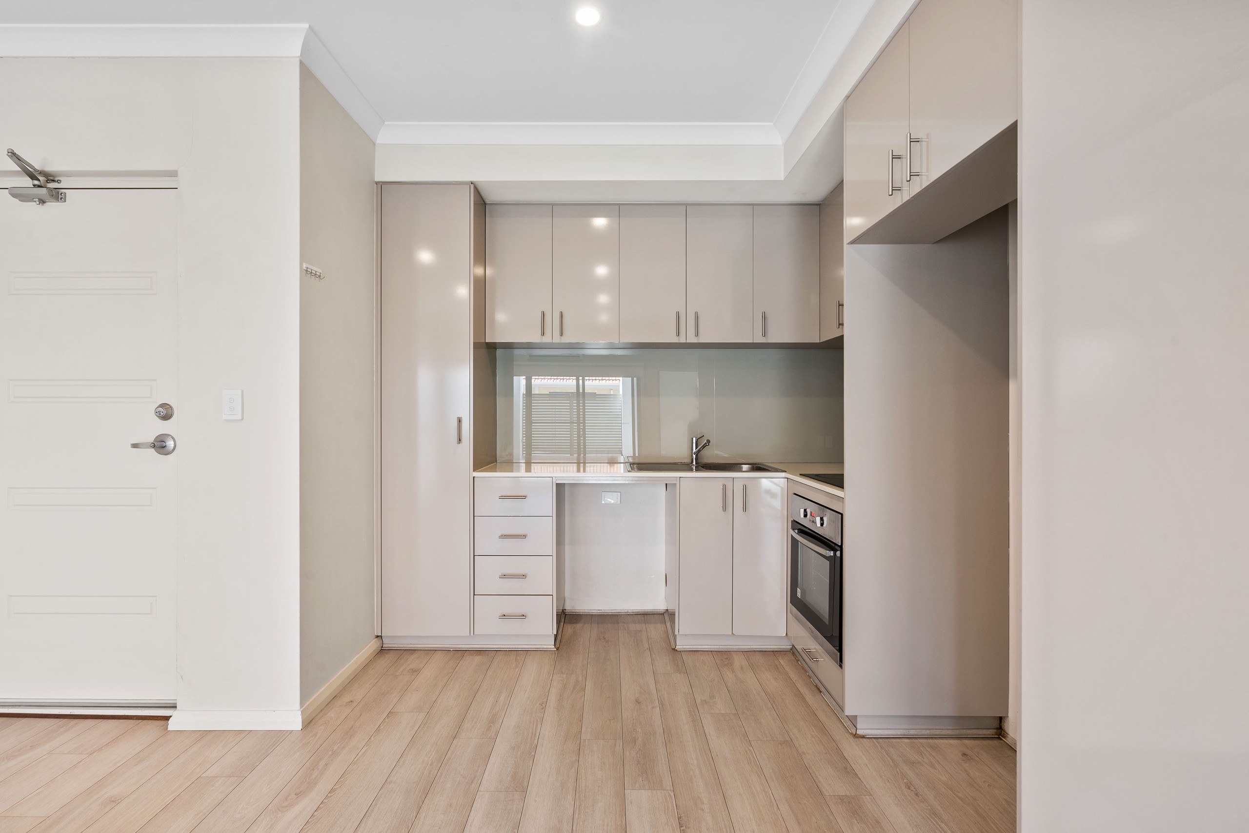 8/30 Pontiac Avenue, Cloverdale, WA 6105