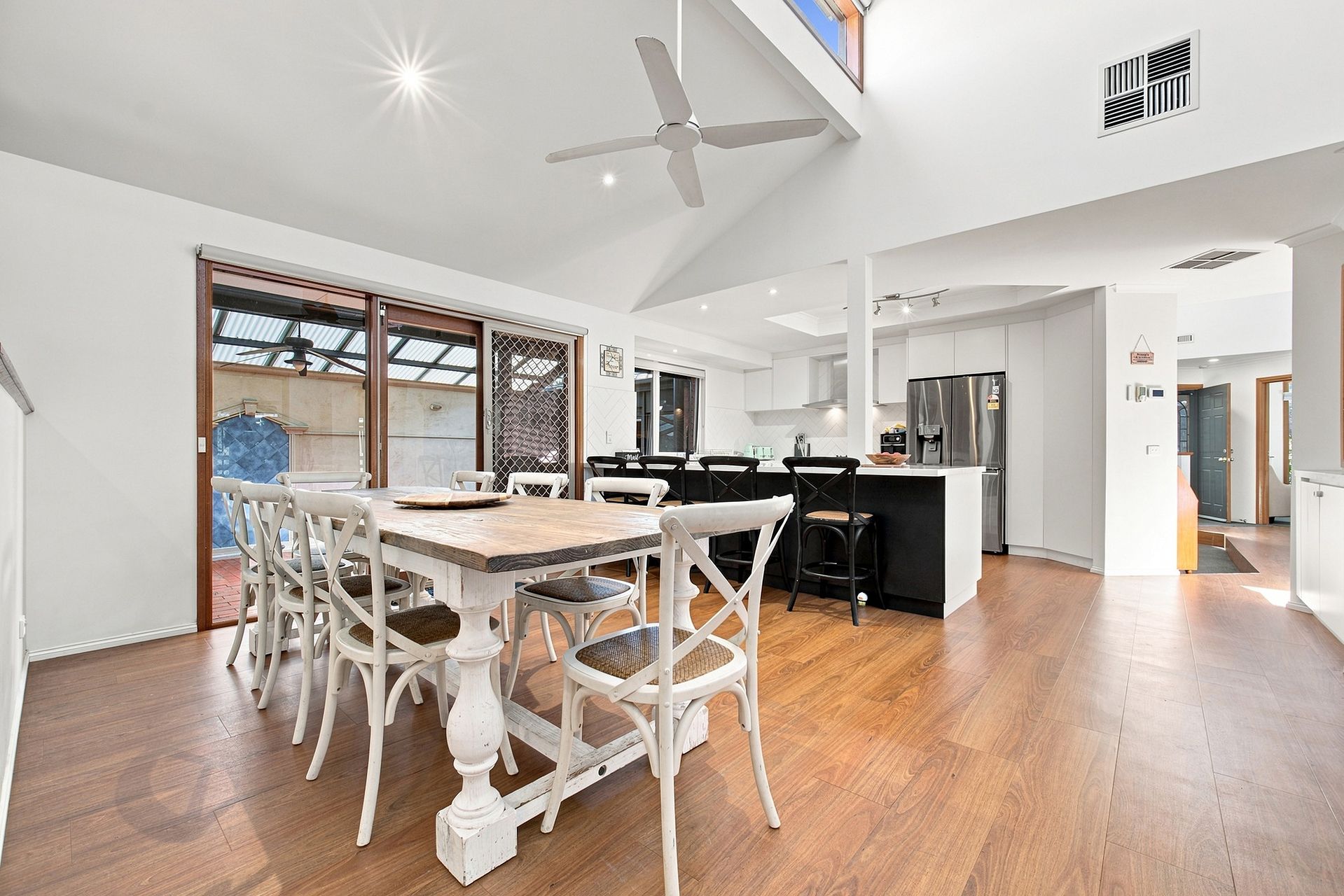 44 Hastings Street — photo 4 of 30