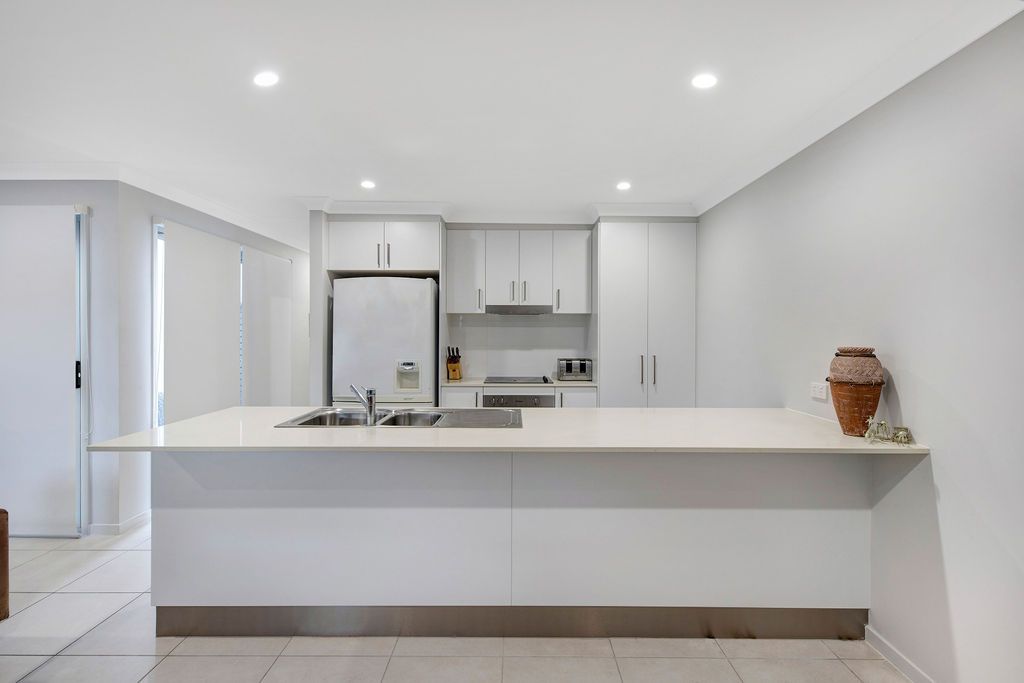 15 Round Bush Crescent, Maroochydore, QLD 4558