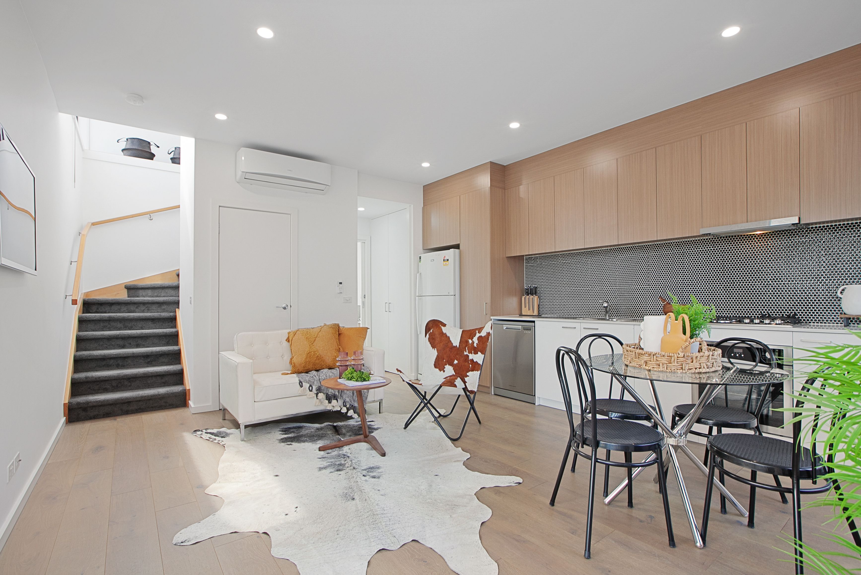 1/6 Locher Avenue, Reservoir, VIC 3073