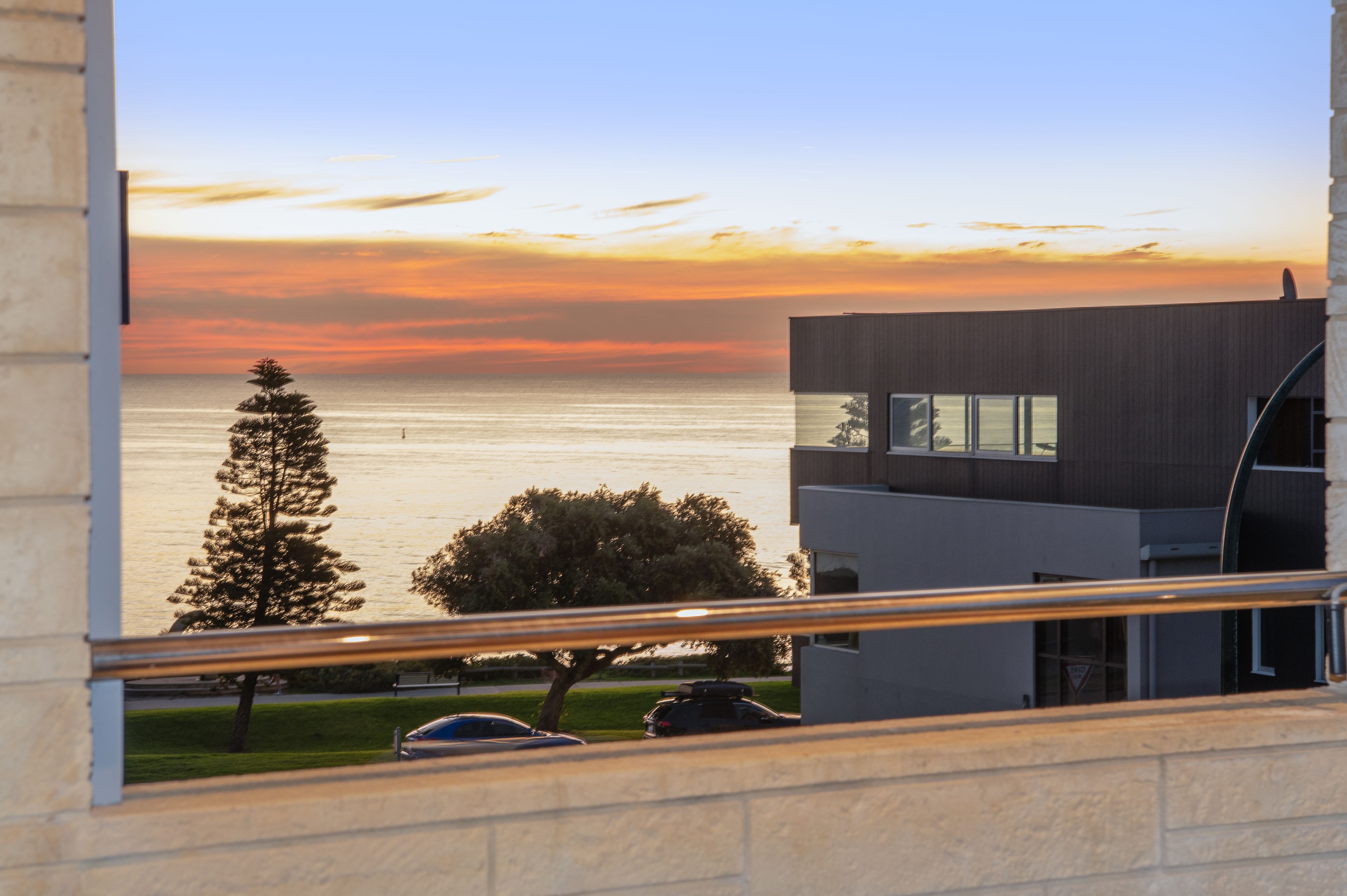 1A Eileen Street, Cottesloe, WA 6011